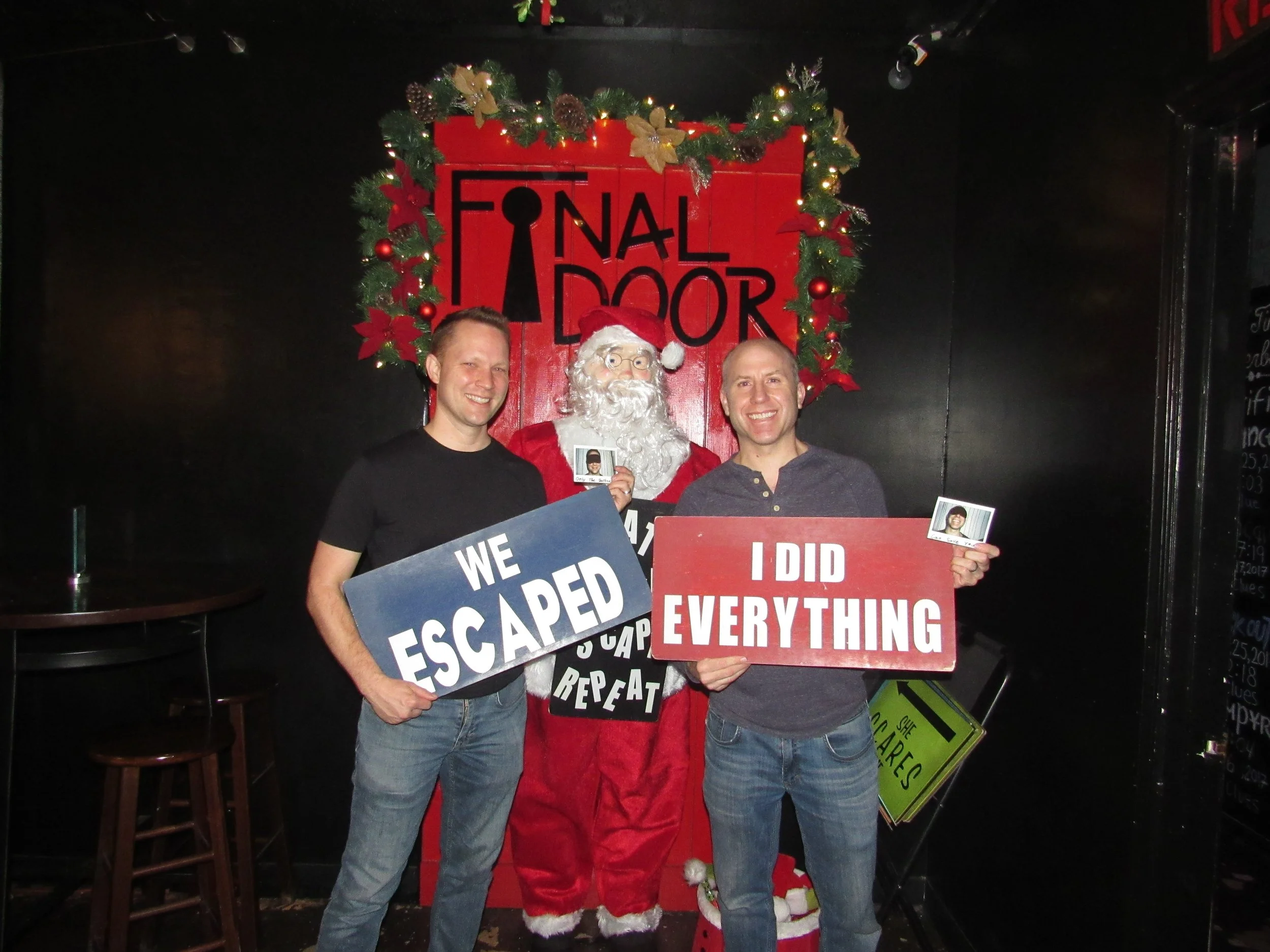 the-final-door-escape-room-columbia-sc-team-photos-12-22-22 (14).JPG