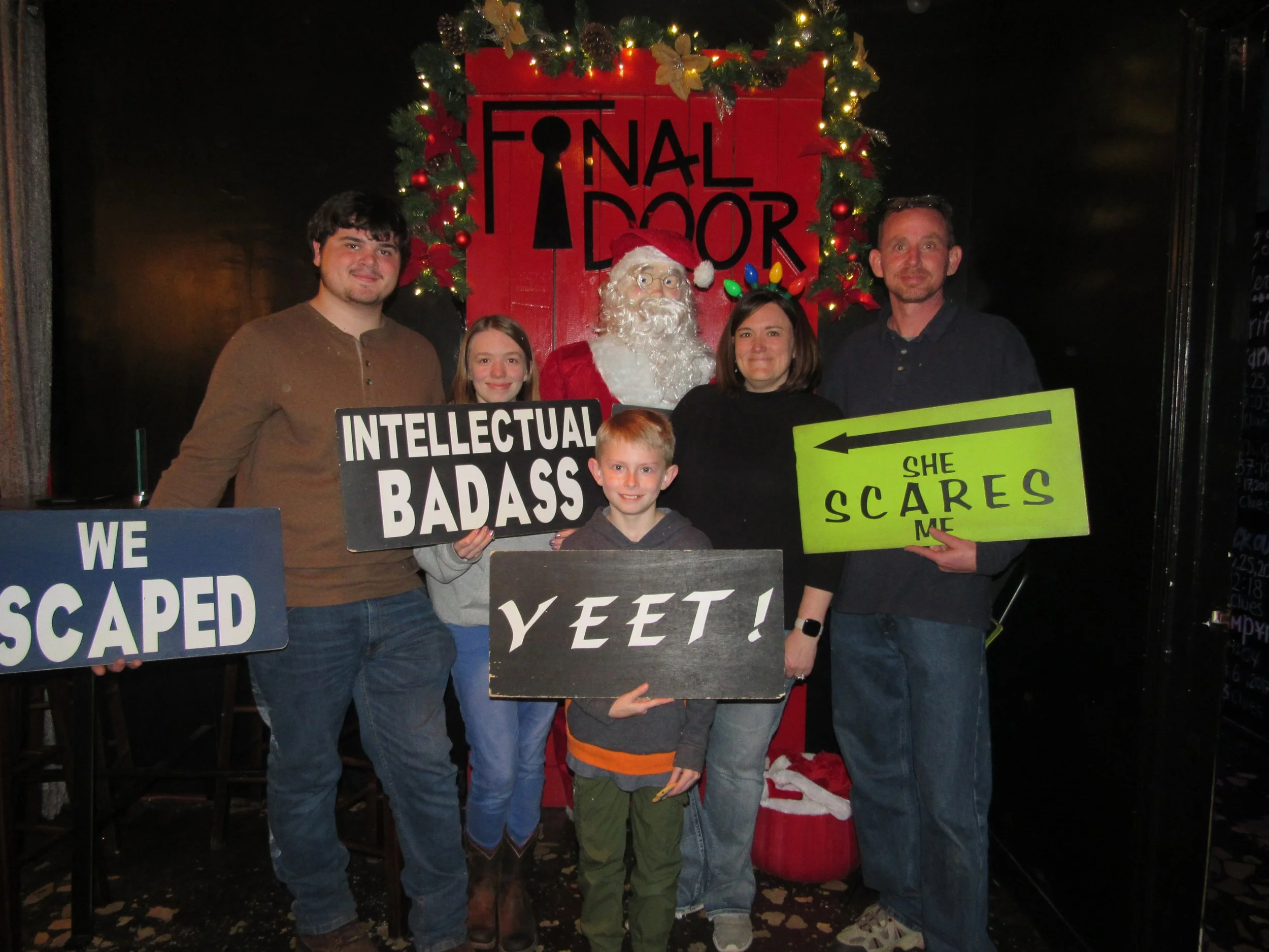 the-final-door-escape-room-columbia-sc-team-photos-12-22-22 (19).JPG