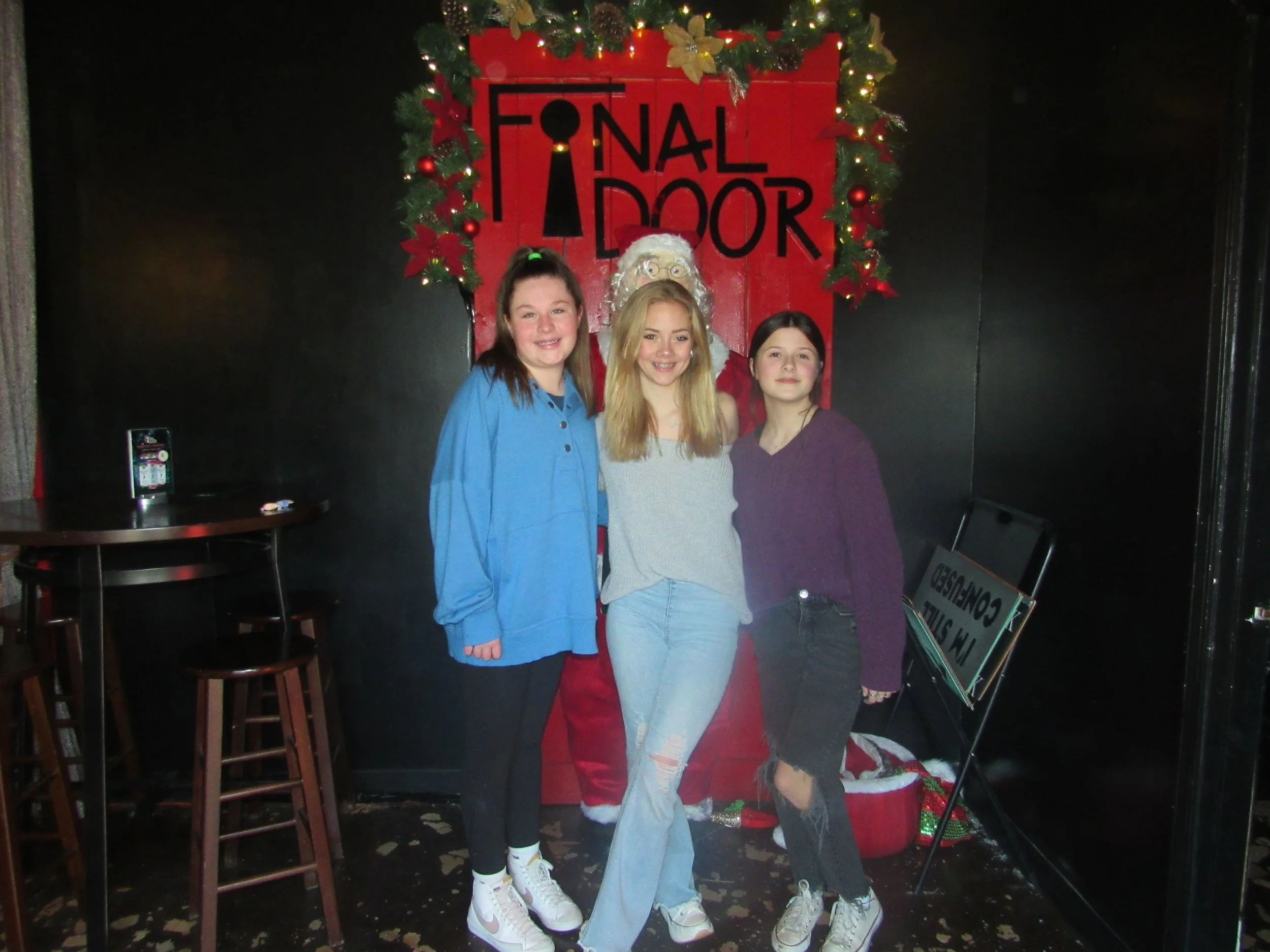 the-final-door-escape-room-columbia-sc-team-photos-12-18-22 (4).JPG