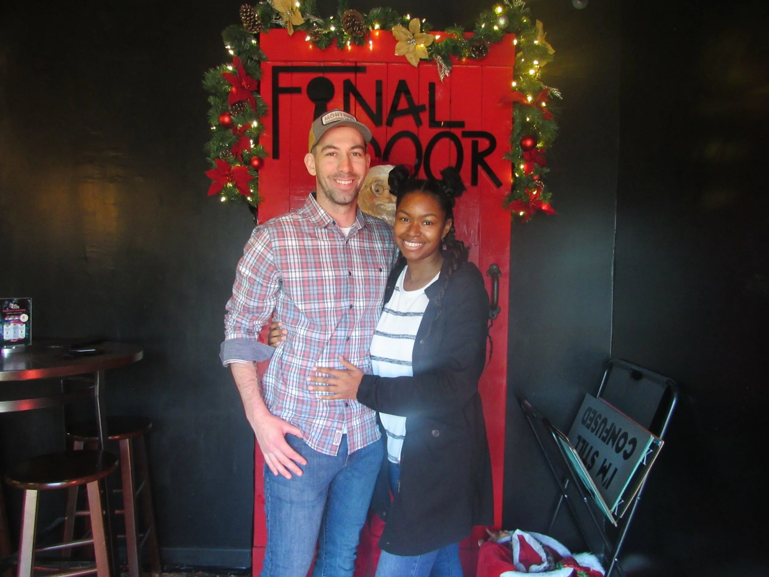 the-final-door-escape-room-columbia-sc-team-photos-12-18-22 (5).JPG