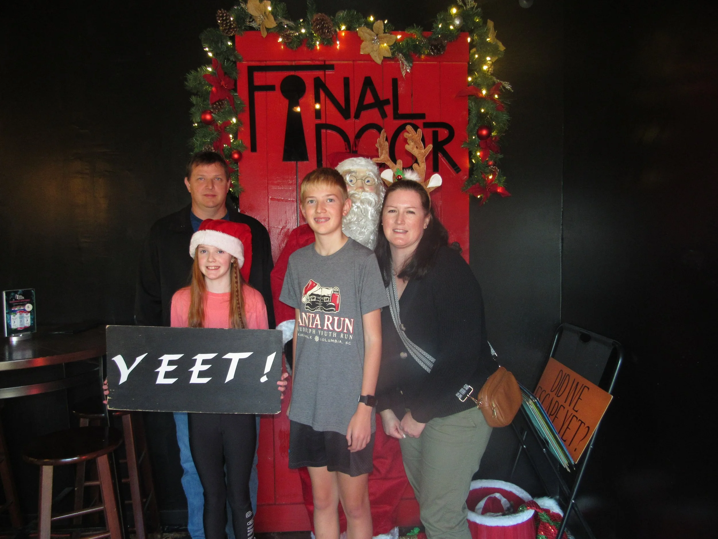 the-final-door-escape-room-columbia-sc-team-photos-12-18-22 (6).JPG