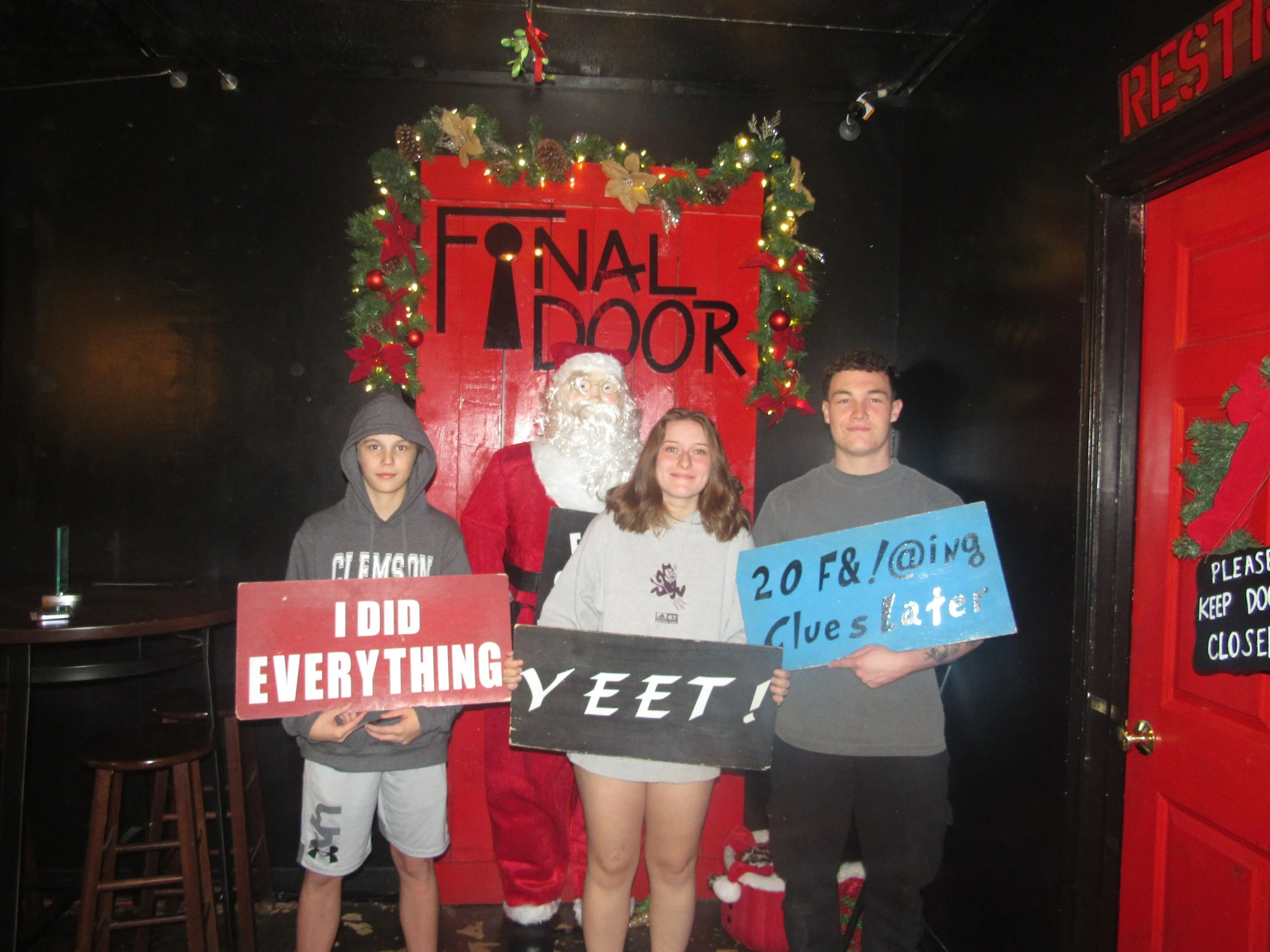 the-final-door-escape-room-columbia-sc-team-photos-12-18-22 (12).JPG