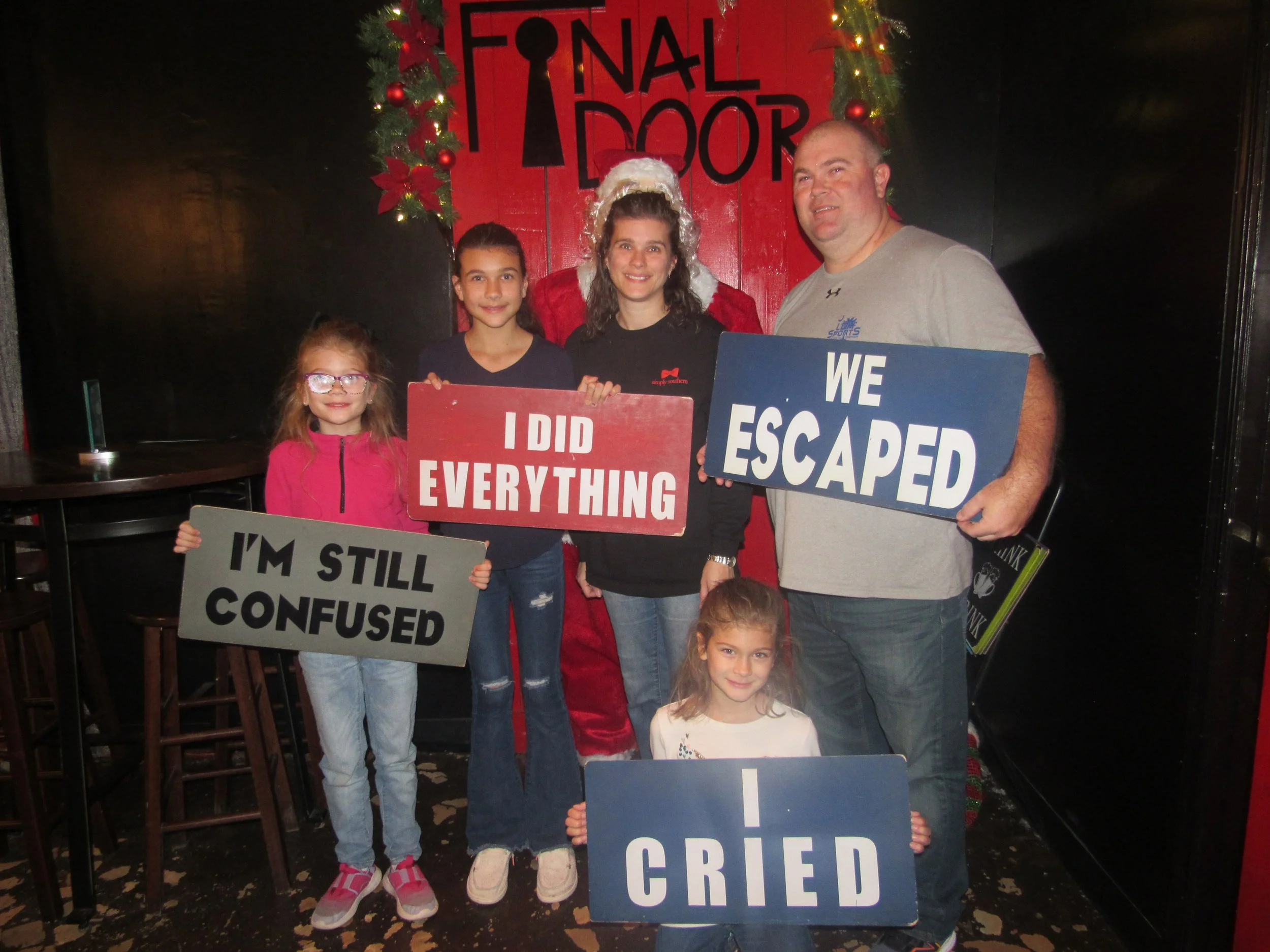 the-final-door-escape-room-columbia-sc-team-photos-12-18-22 (13).JPG