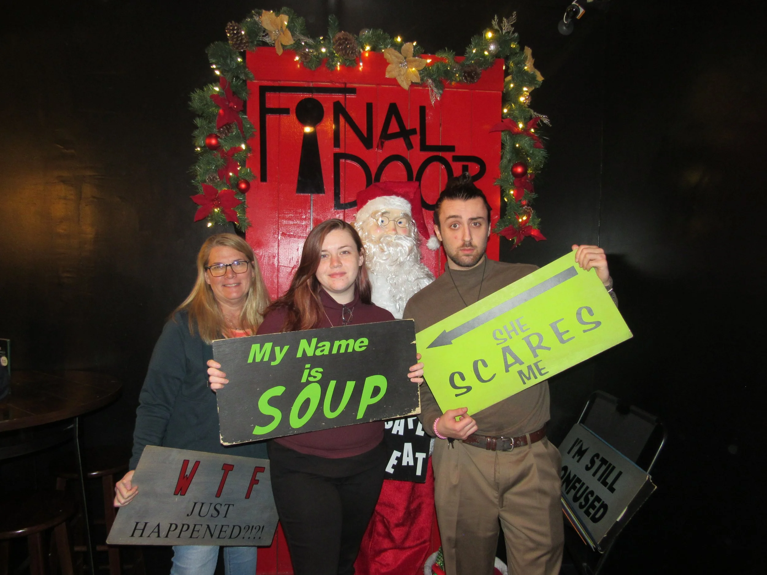 the-final-door-escape-room-columbia-sc-team-photos-12-23-22 (7).JPG
