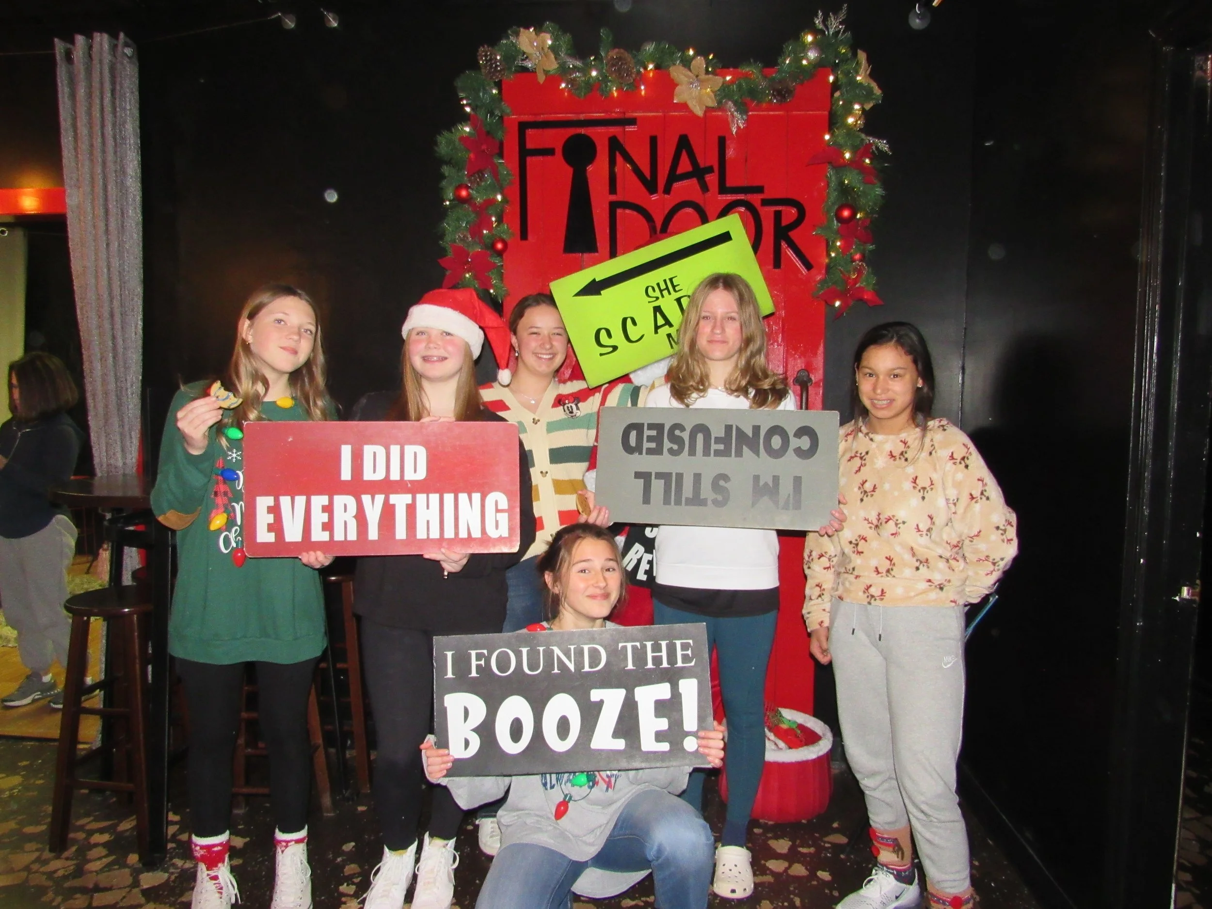 the-final-door-escape-room-columbia-sc-team-photos-12-23-22 (9).JPG
