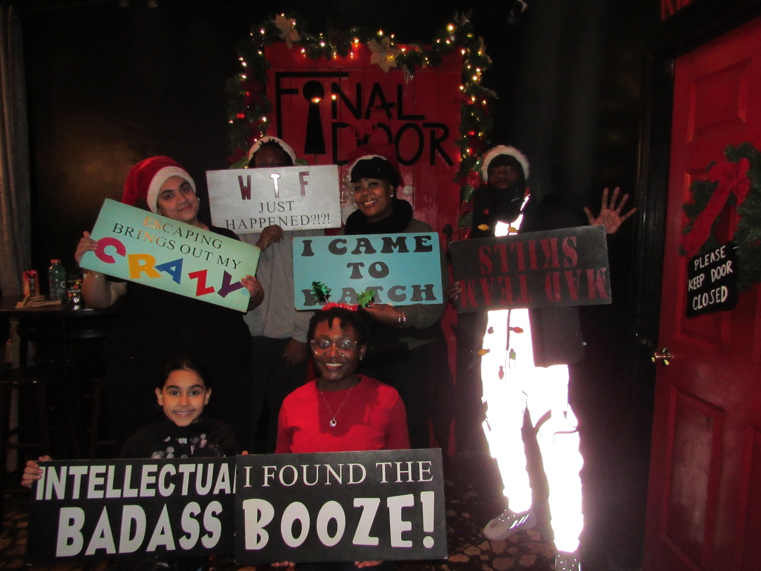 the-final-door-escape-room-columbia-sc-team-photos-12-23-22 (11).JPG