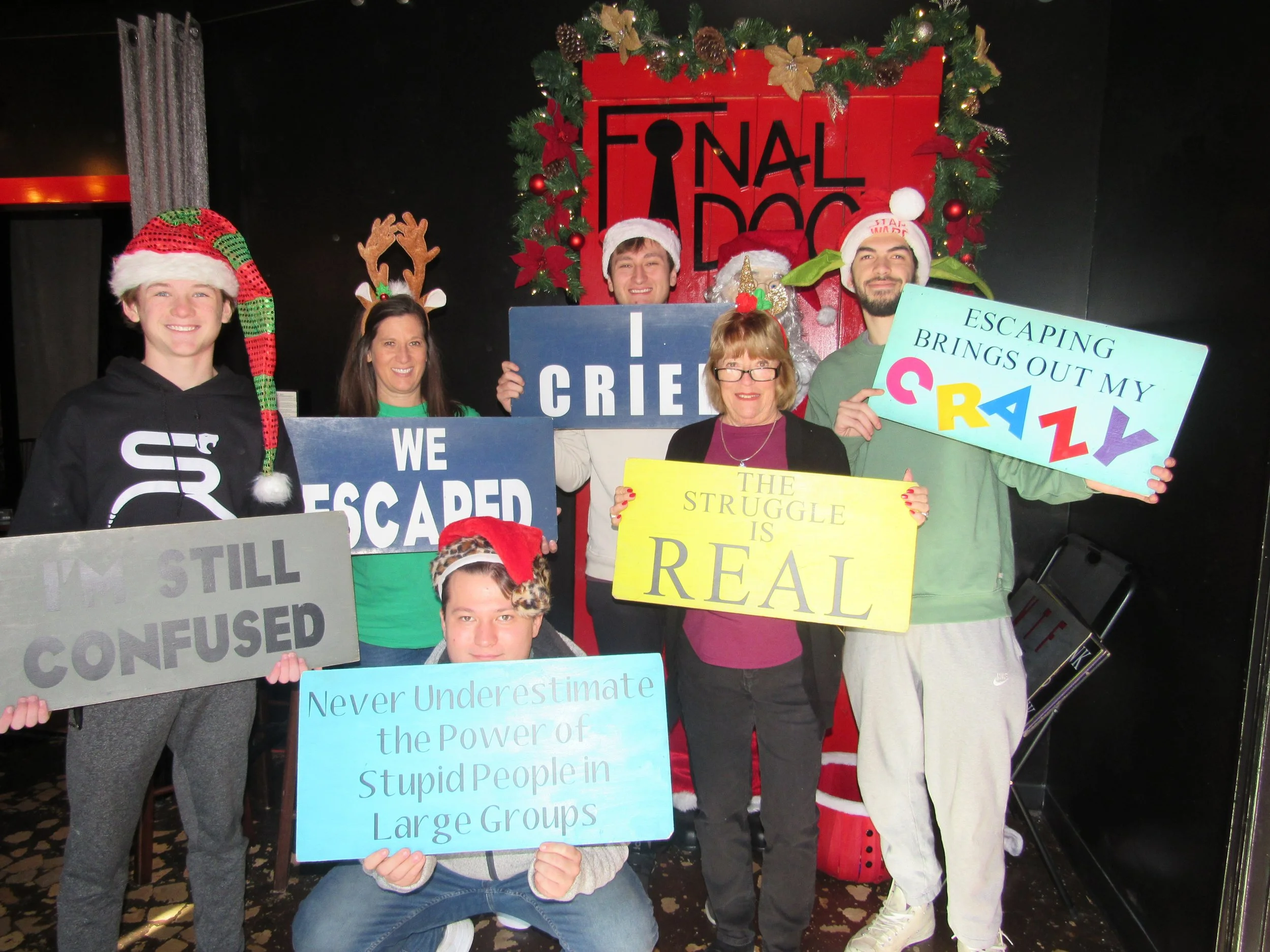 the-final-door-escape-room-columbia-sc-team-photos-12-24-22 (2).JPG