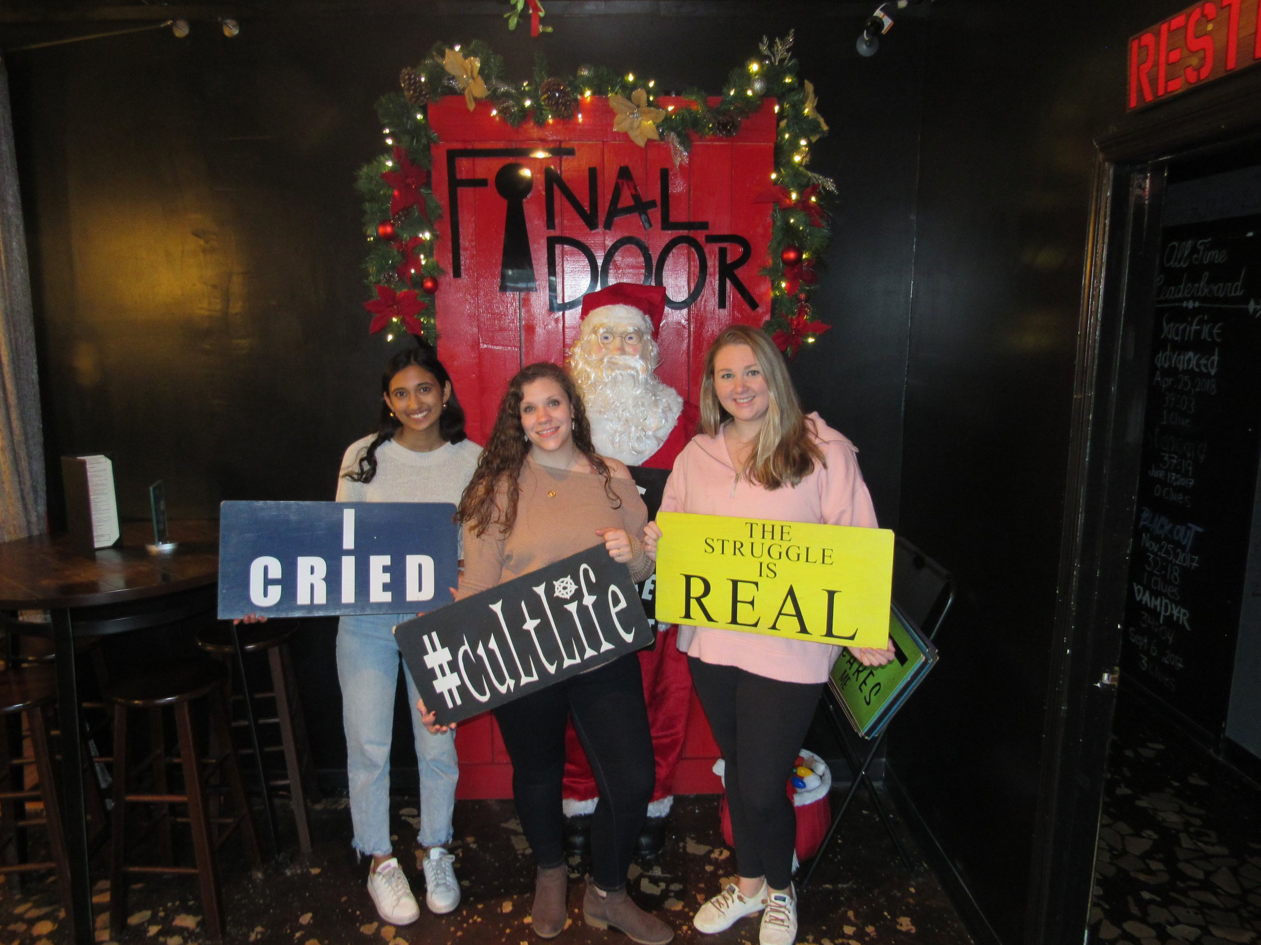 the-final-door-escape-room-columbia-sc-team-photos-01-01-23 (6).JPG
