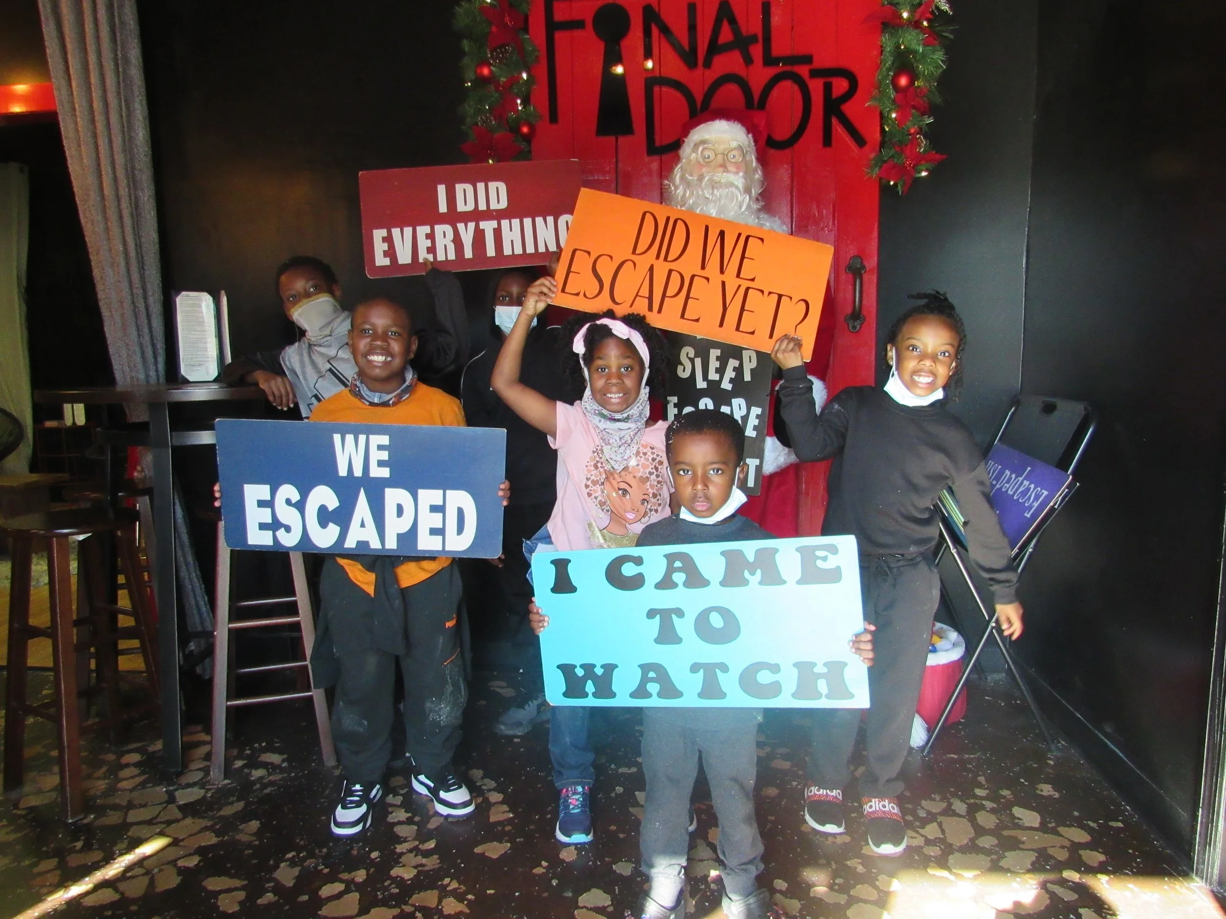 the-final-door-escape-room-columbia-sc-team-photos-01-02-23 (1).JPG