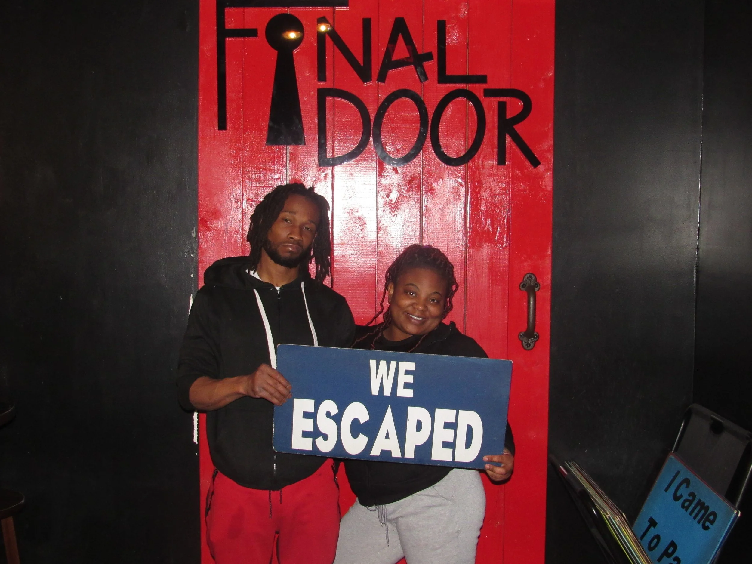 the-final-door-escape-room-columbia-sc-team-photos-01-11-23 (4).JPG
