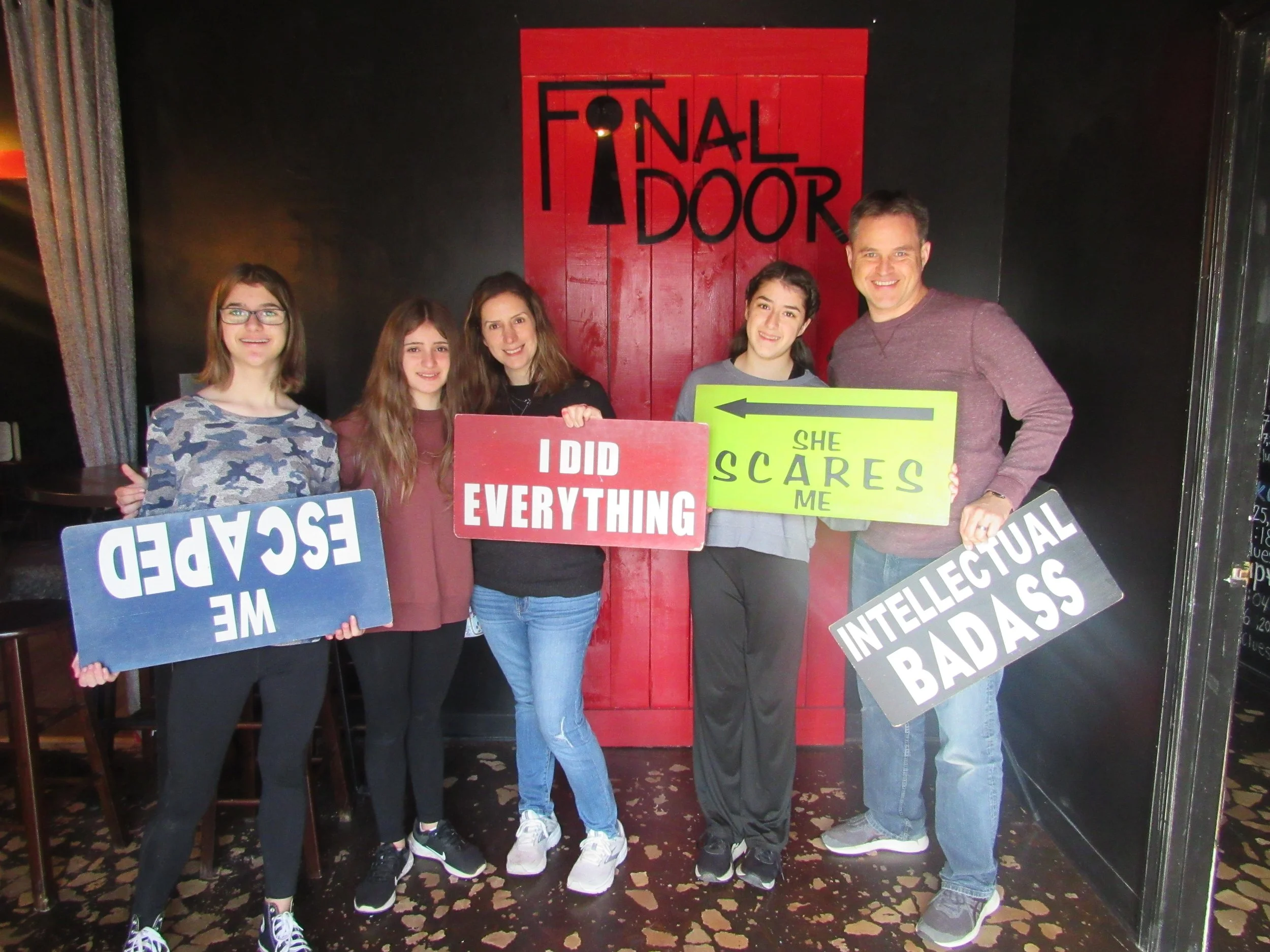 the-final-door-escape-room-columbia-sc-team-photos-01-16-23 (1).JPG