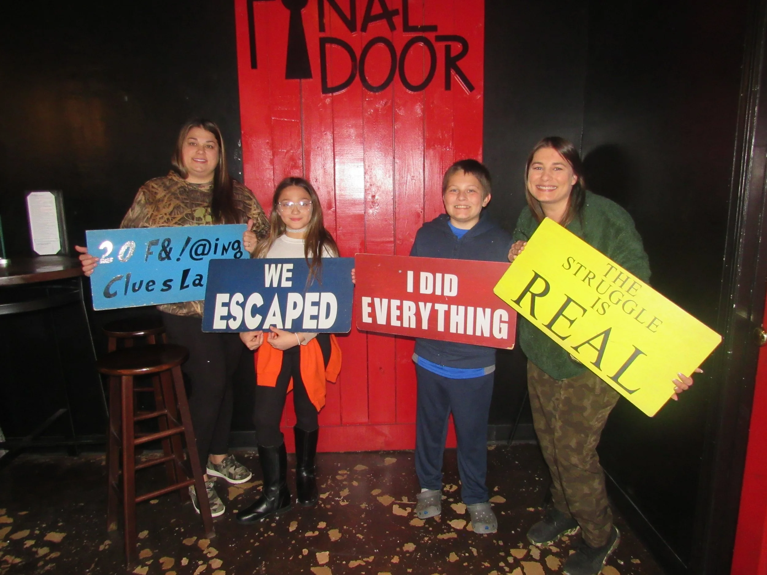 the-final-door-escape-room-columbia-sc-team-photos-01-21-23(12).JPG
