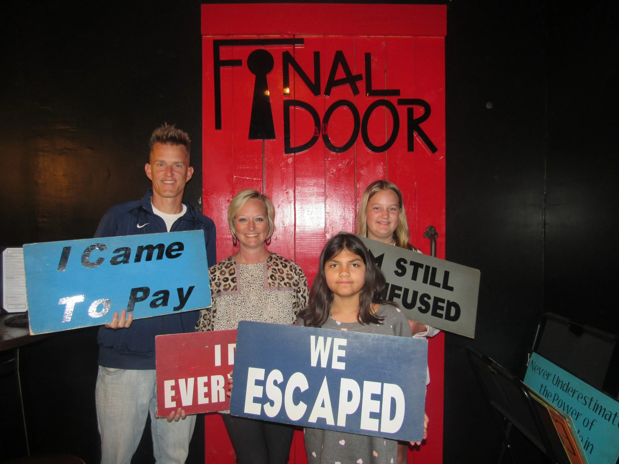 the-final-door-escape-room-columbia-sc-team-photos-01-21-23(17).JPG