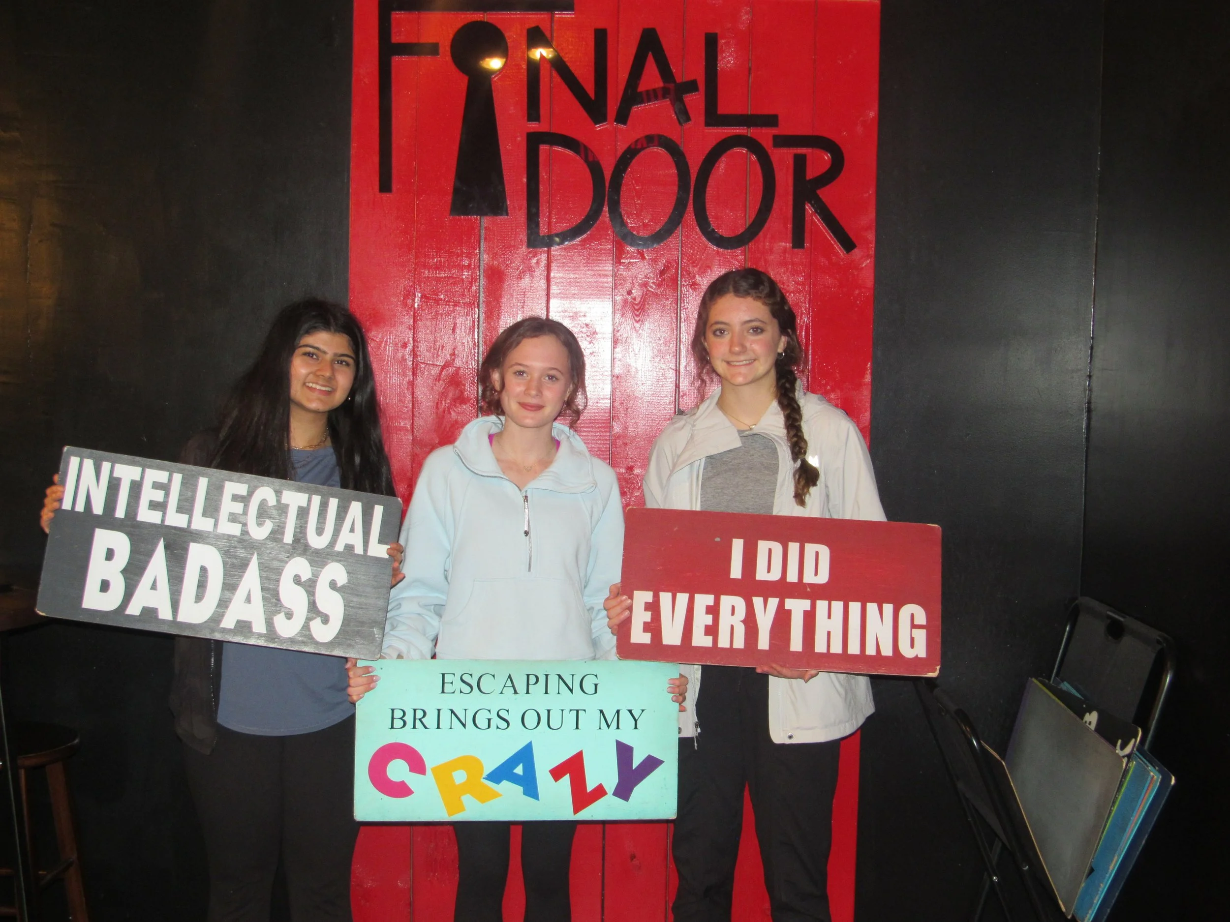 the-final-door-escape-room-columbia-sc-team-photos-01-22-23(7).JPG