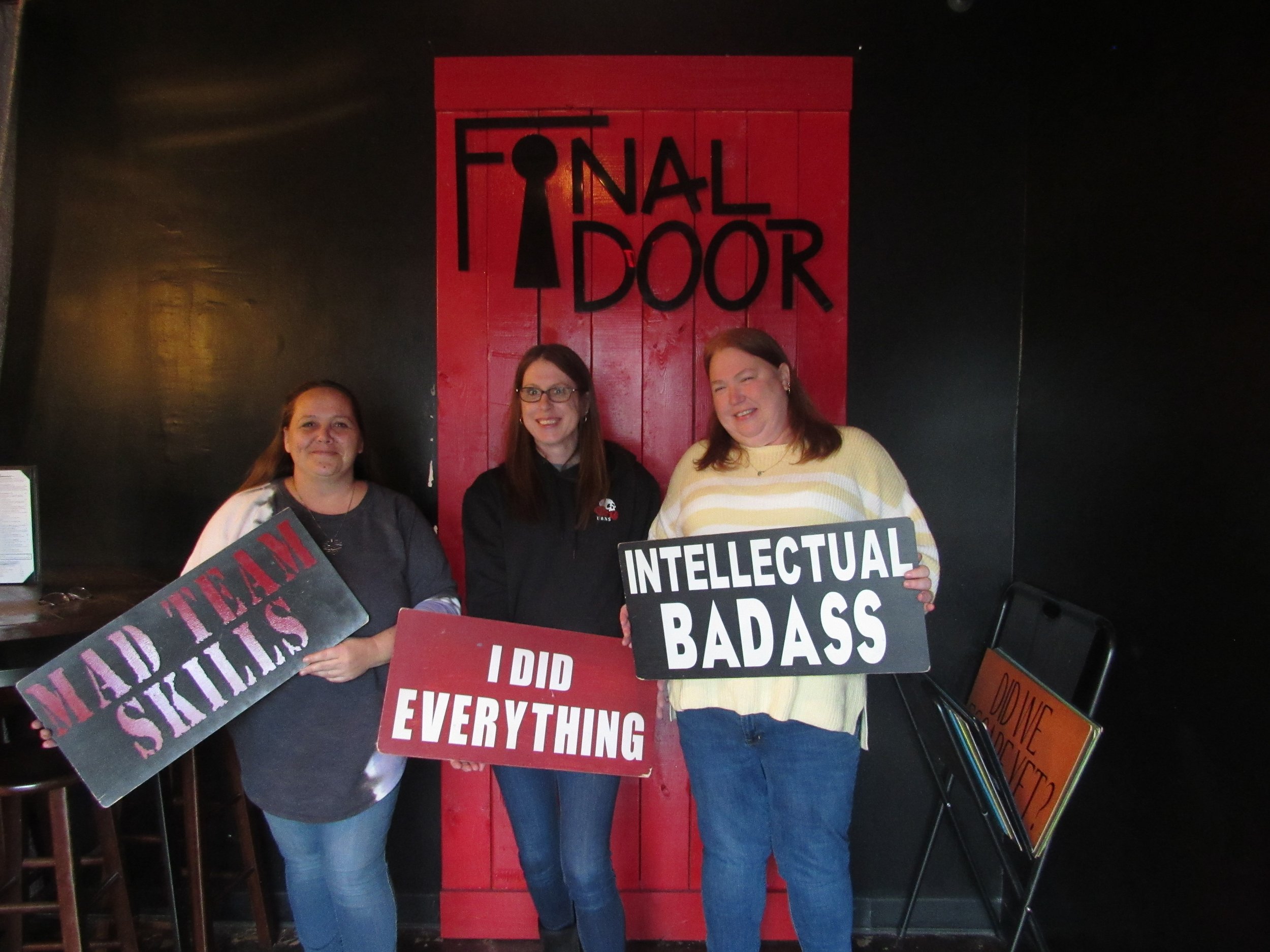 the-final-door-escape-room-columbia-sc-team-photos-01-27-23(3).JPG