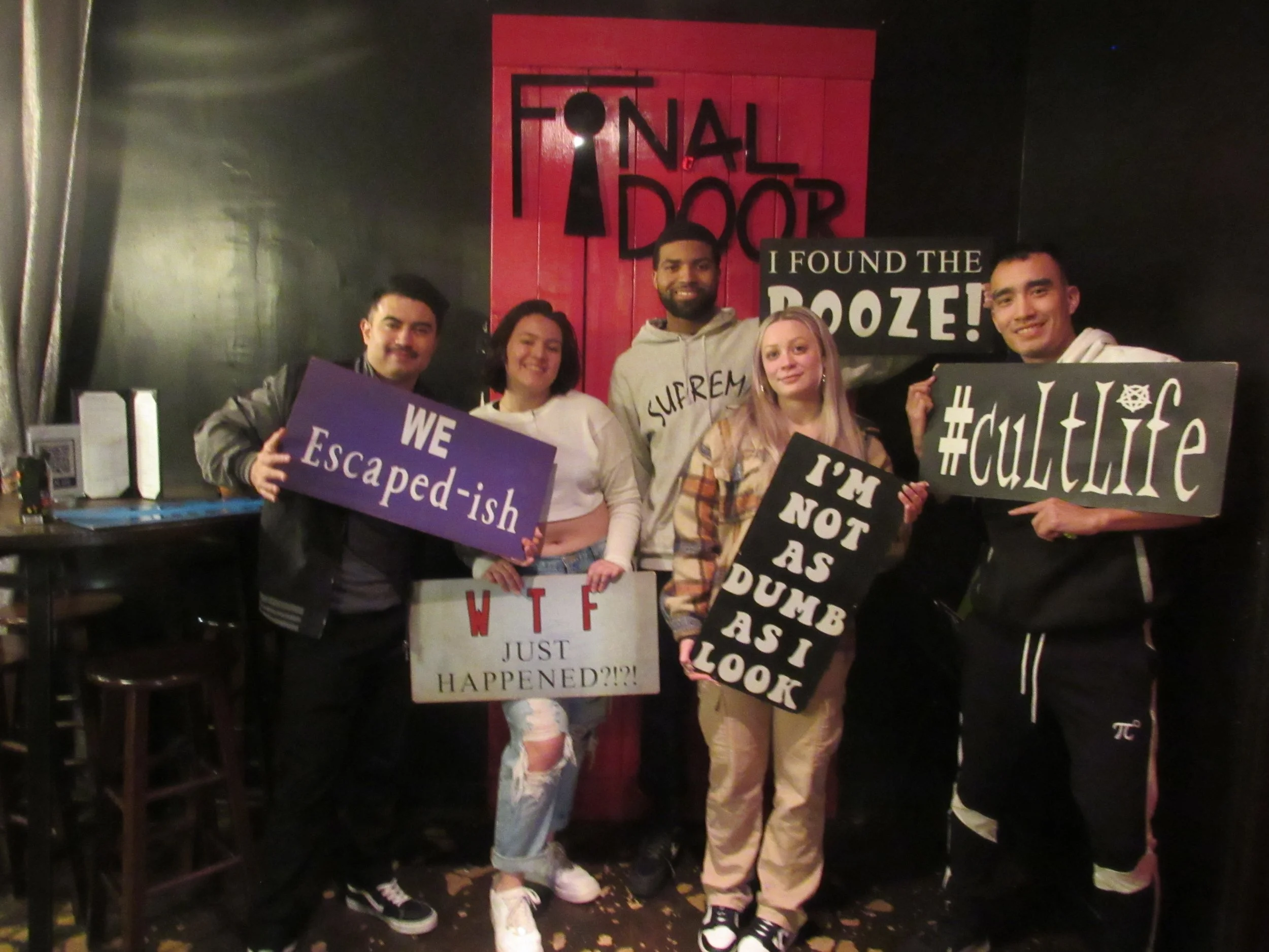 the-final-door-escape-room-columbia-sc-team-photos-01-27-23(11).JPG