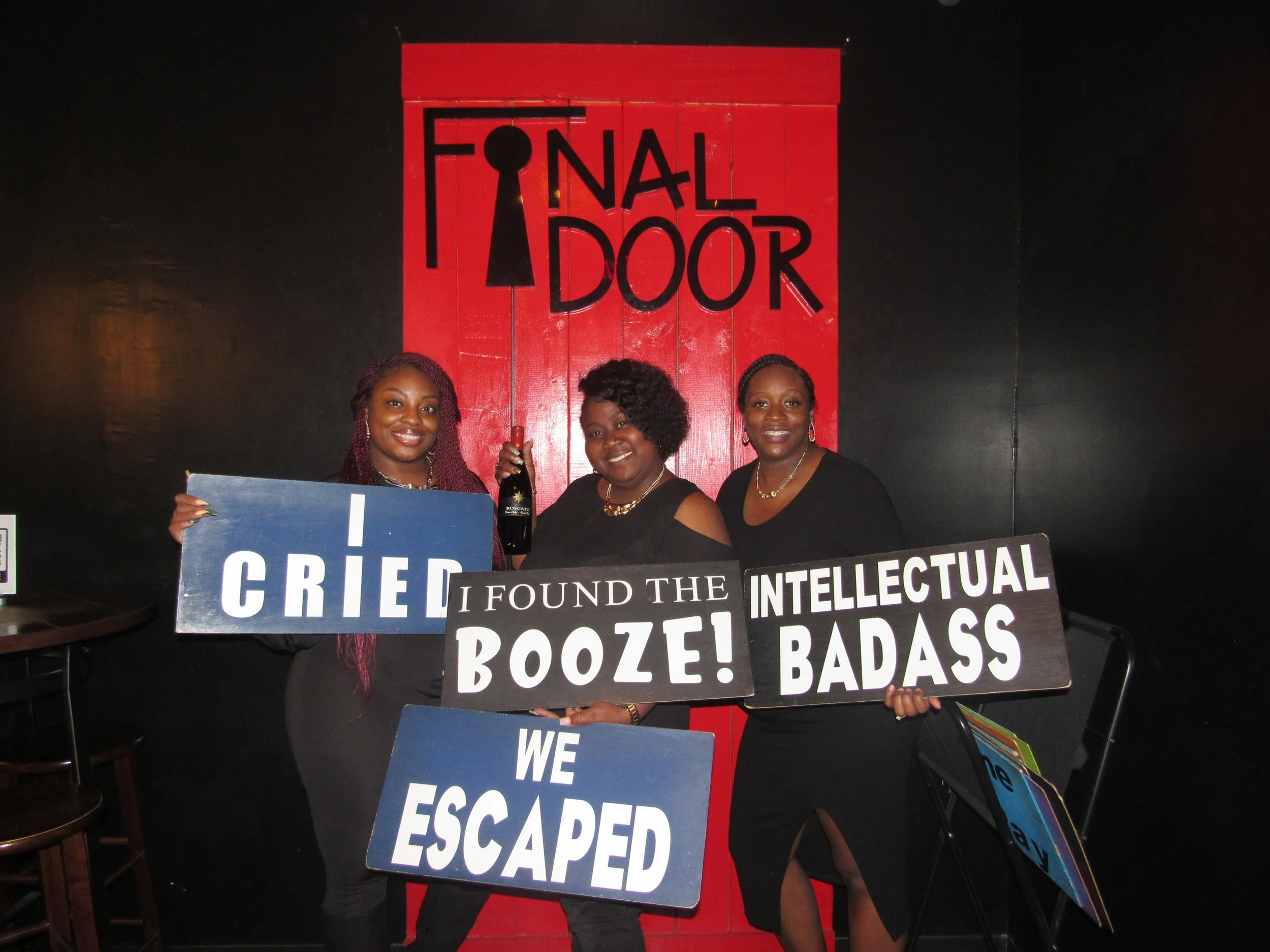the-final-door-escape-room-columbia-sc-team-photos-01-28-23(4).JPG