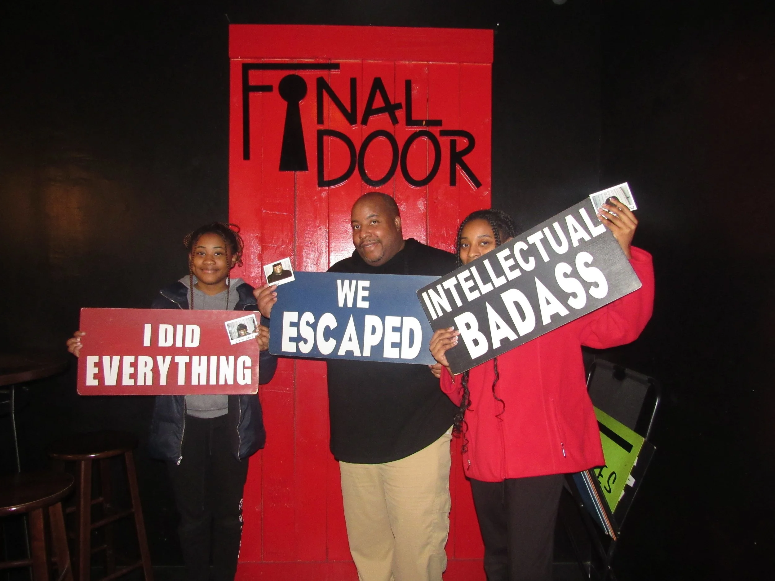 the-final-door-escape-room-columbia-sc-team-photos-02-05-23 (10).JPG