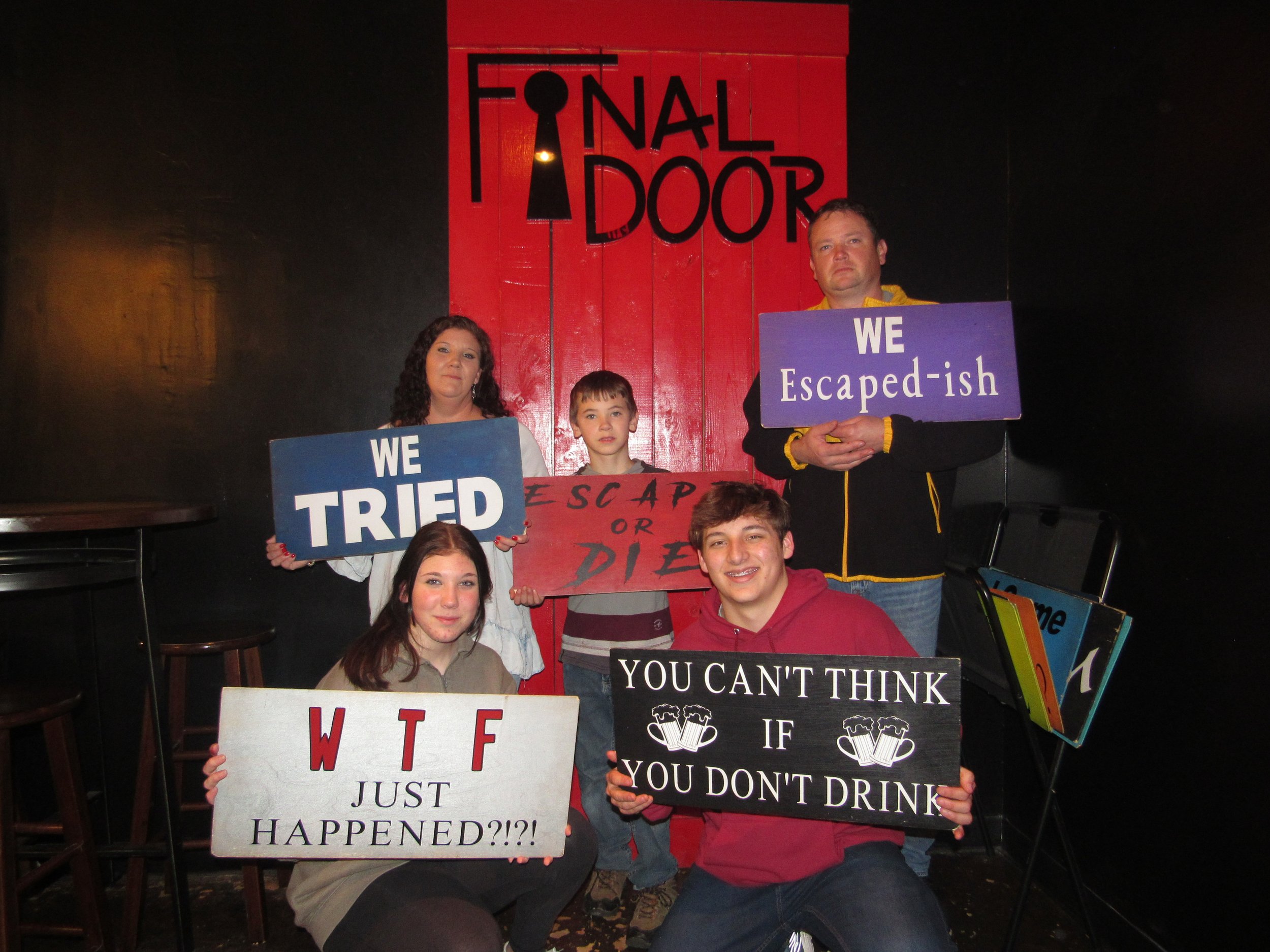 the-final-door-escape-room-columbia-sc-team-photos-02-11-23 (17).JPG