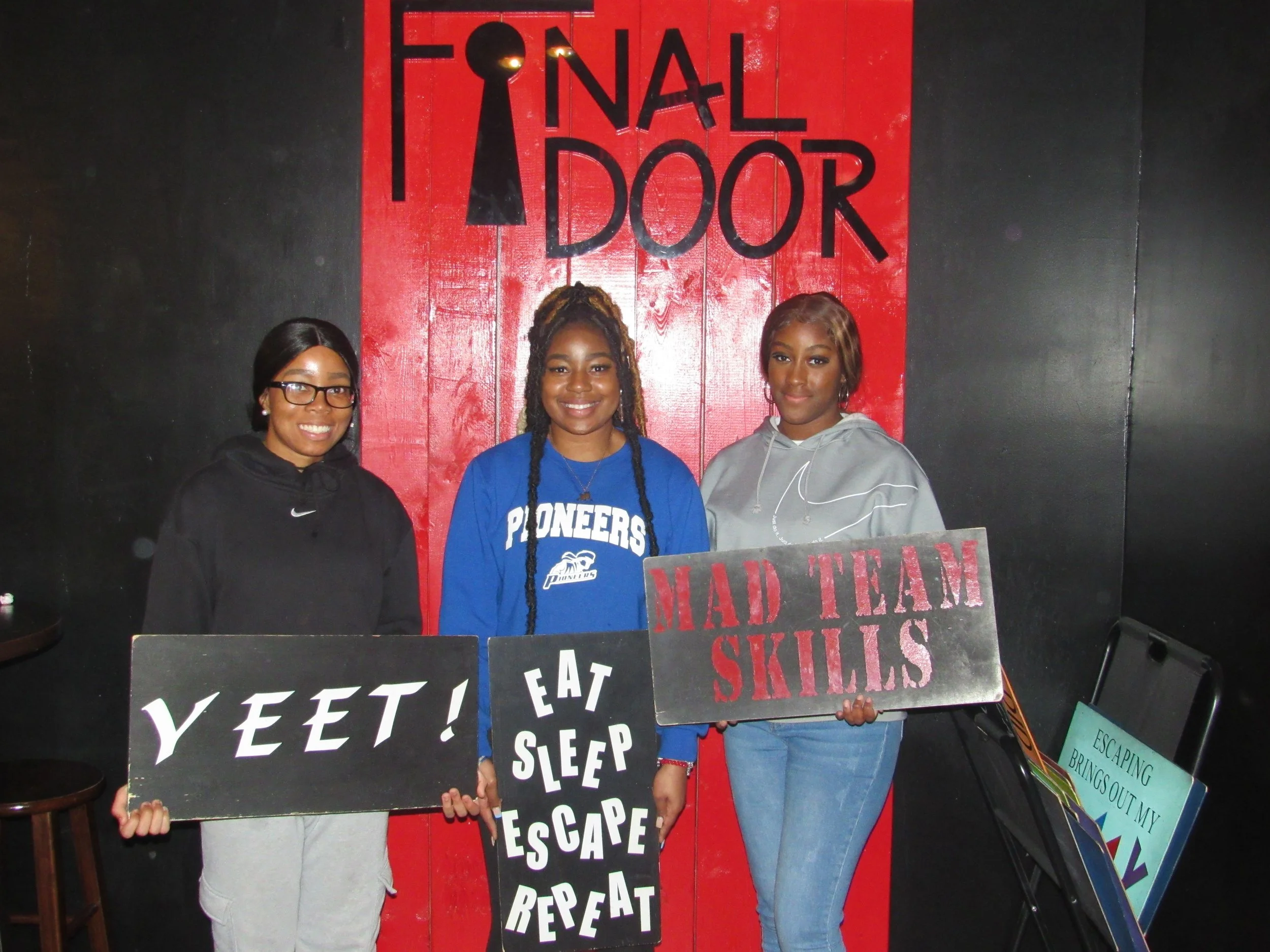 the-final-door-escape-room-columbia-sc-team-photos-02-11-23 (27).JPG