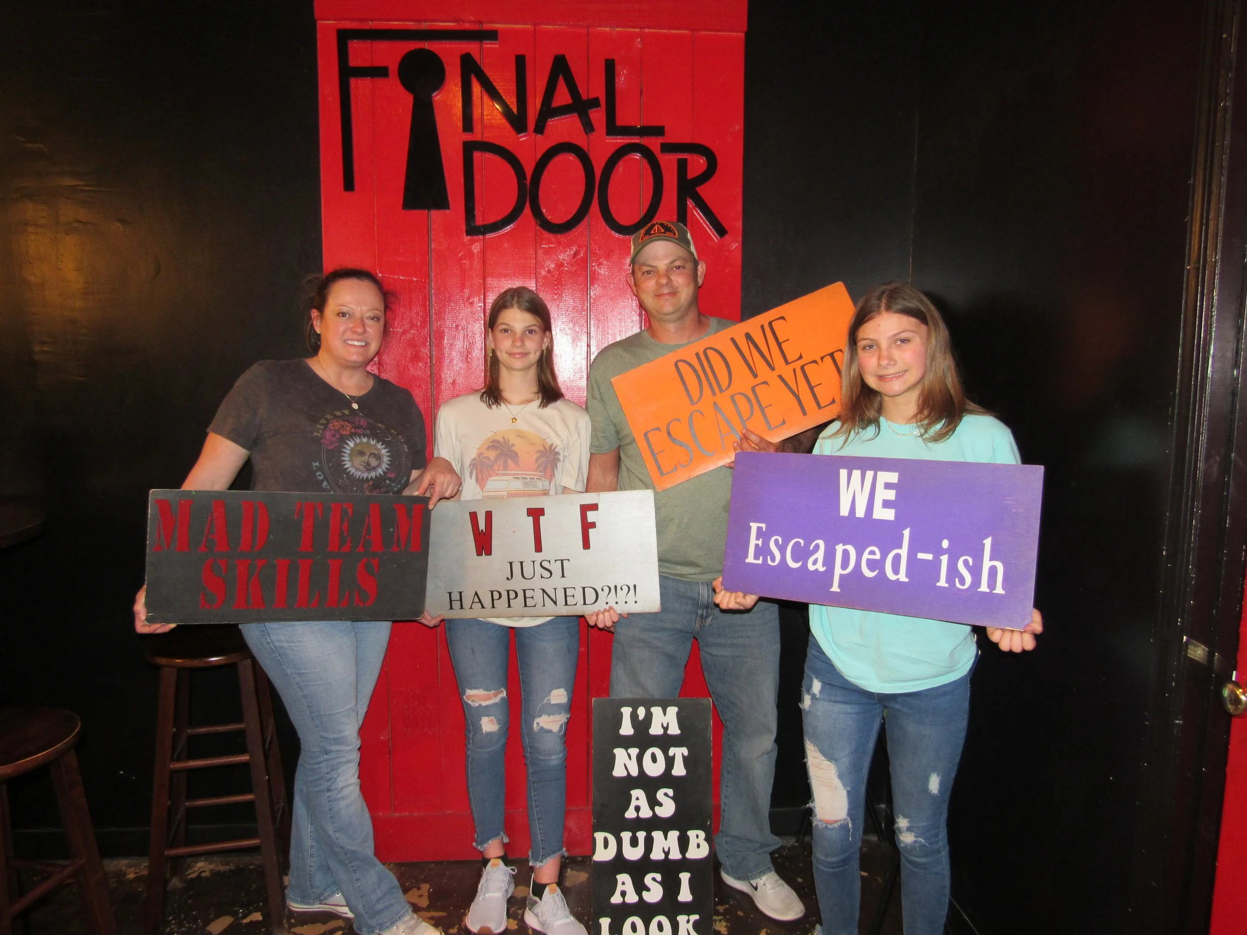 the-final-door-escape-room-columbia-sc-team-photos-02-24-23 (14).JPG