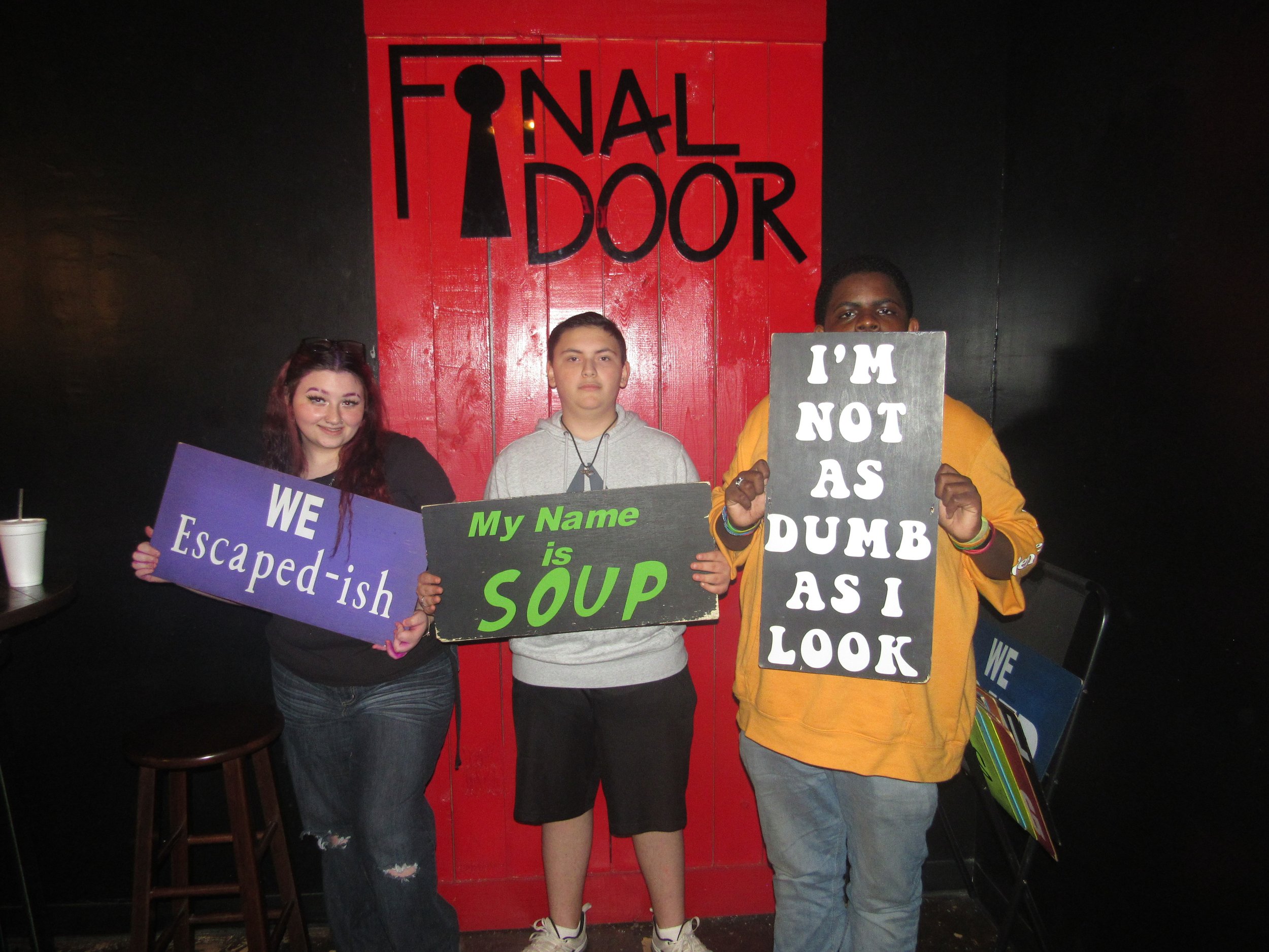 the-final-door-escape-room-columbia-sc-team-photos-02-26-23 (14).JPG