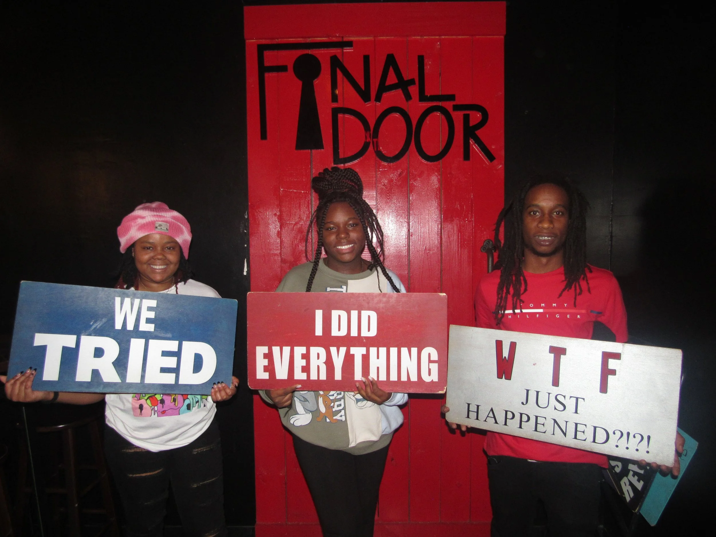 the-final-door-escape-room-columbia-sc-team-photos-03-02-23  (2).JPG
