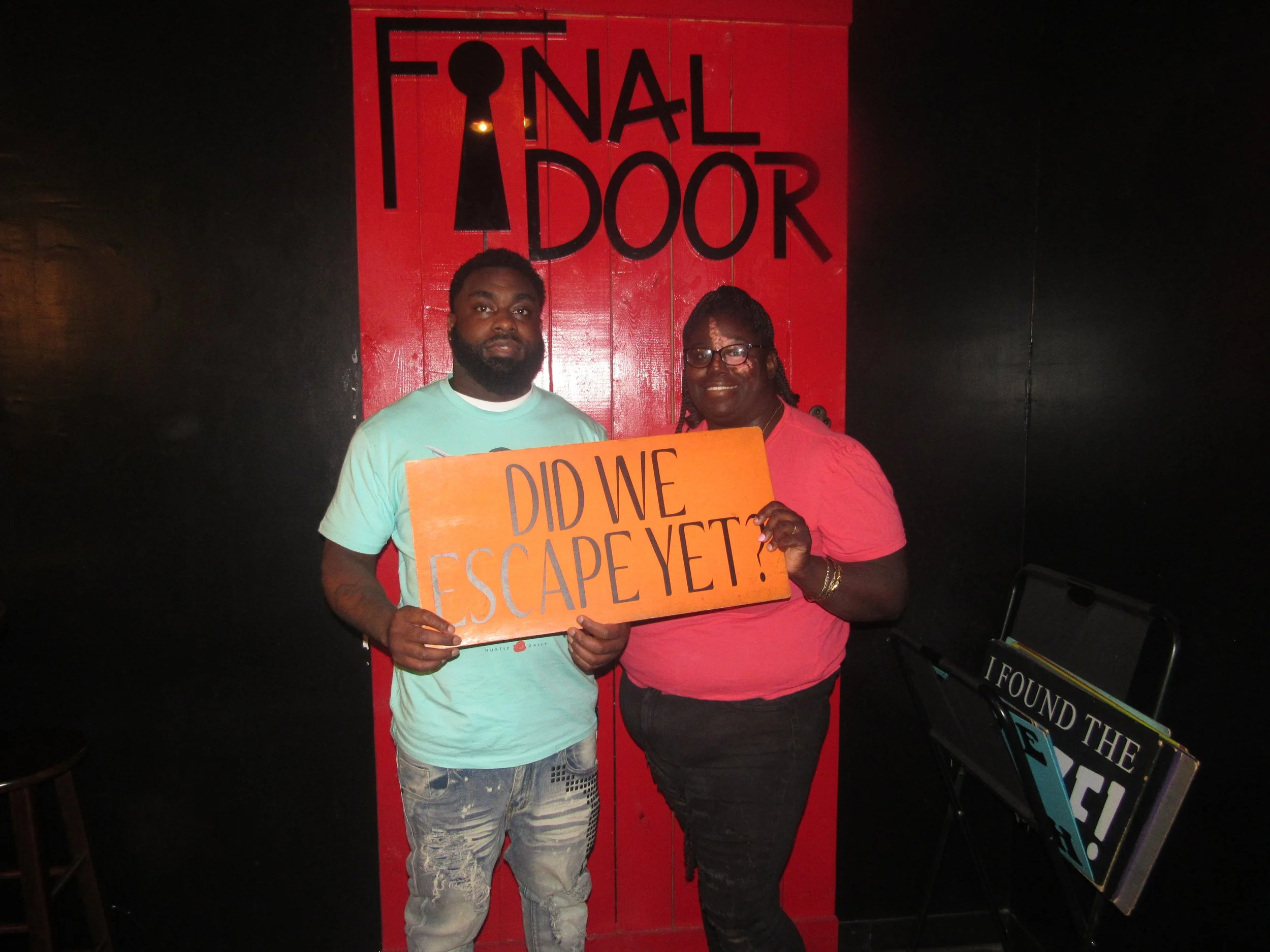 the-final-door-escape-room-columbia-sc-team-photos-03-04-23  (19).JPG