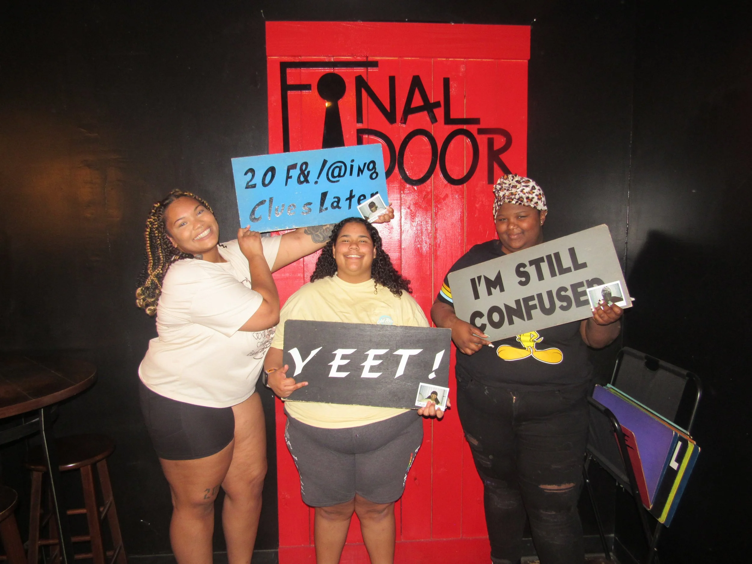 the-final-door-escape-room-columbia-sc-team-photos-03-06-23  (4).JPG
