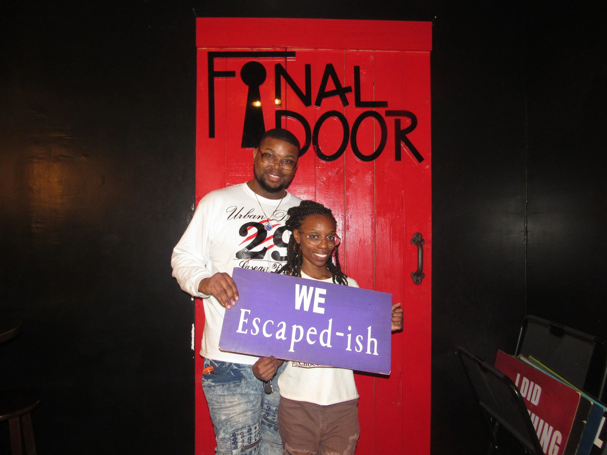 the-final-door-escape-room-columbia-sc-team-photos-03-09-23  (2).JPG