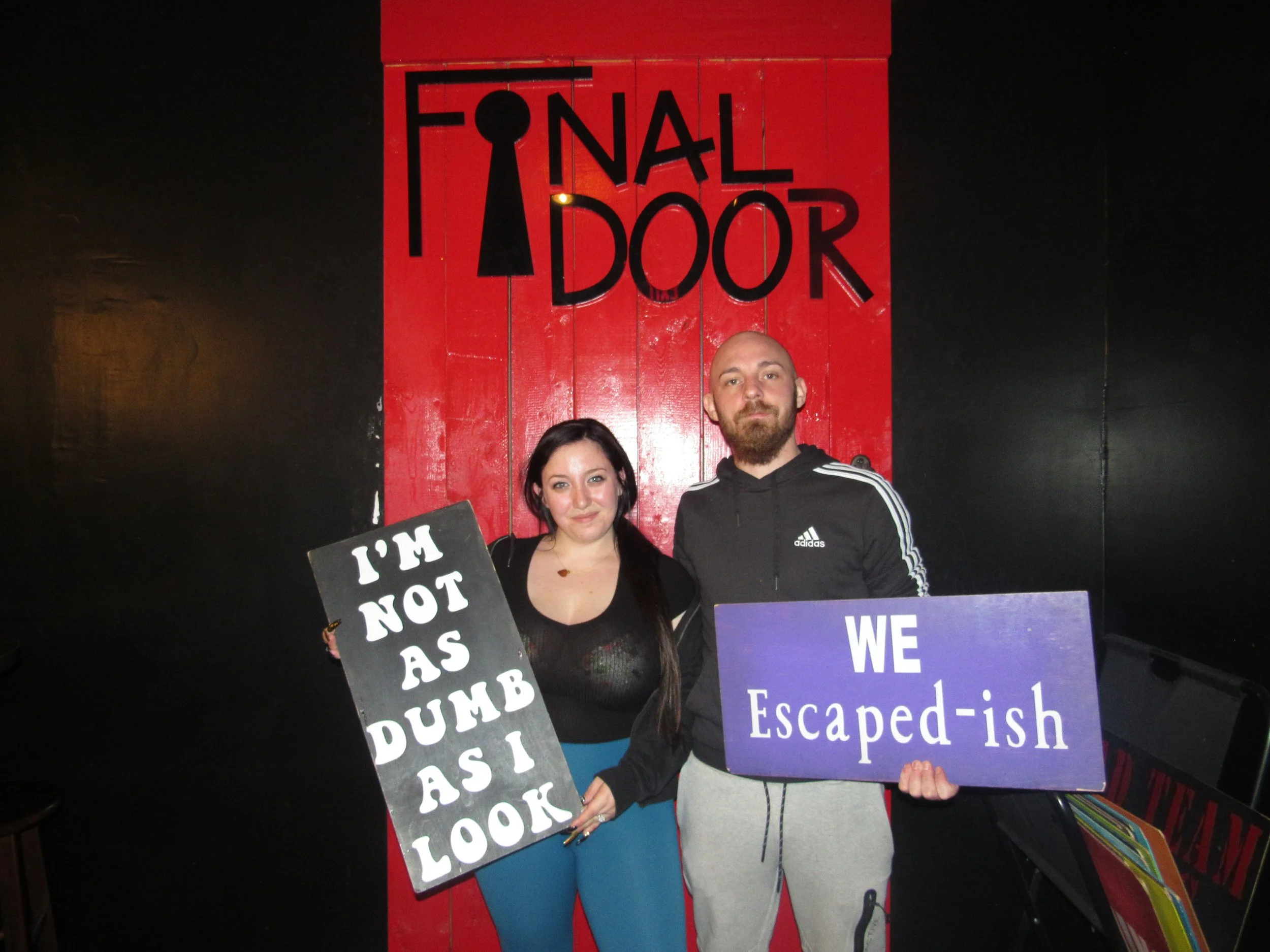the-final-door-escape-room-columbia-sc-team-photos-03-09-23  (4).JPG