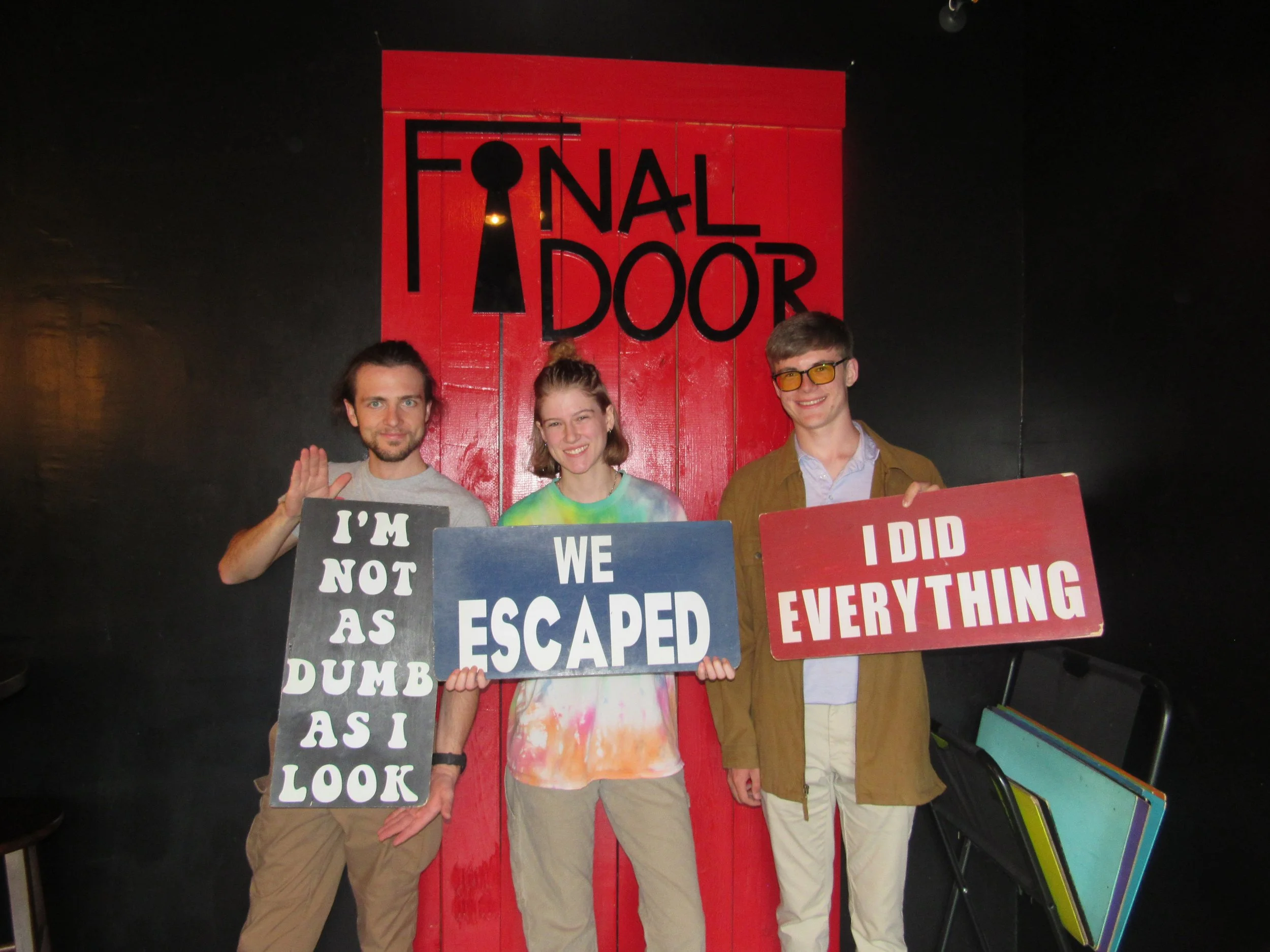 the-final-door-escape-room-columbia-sc-team-photos-03-10-23  (3).JPG