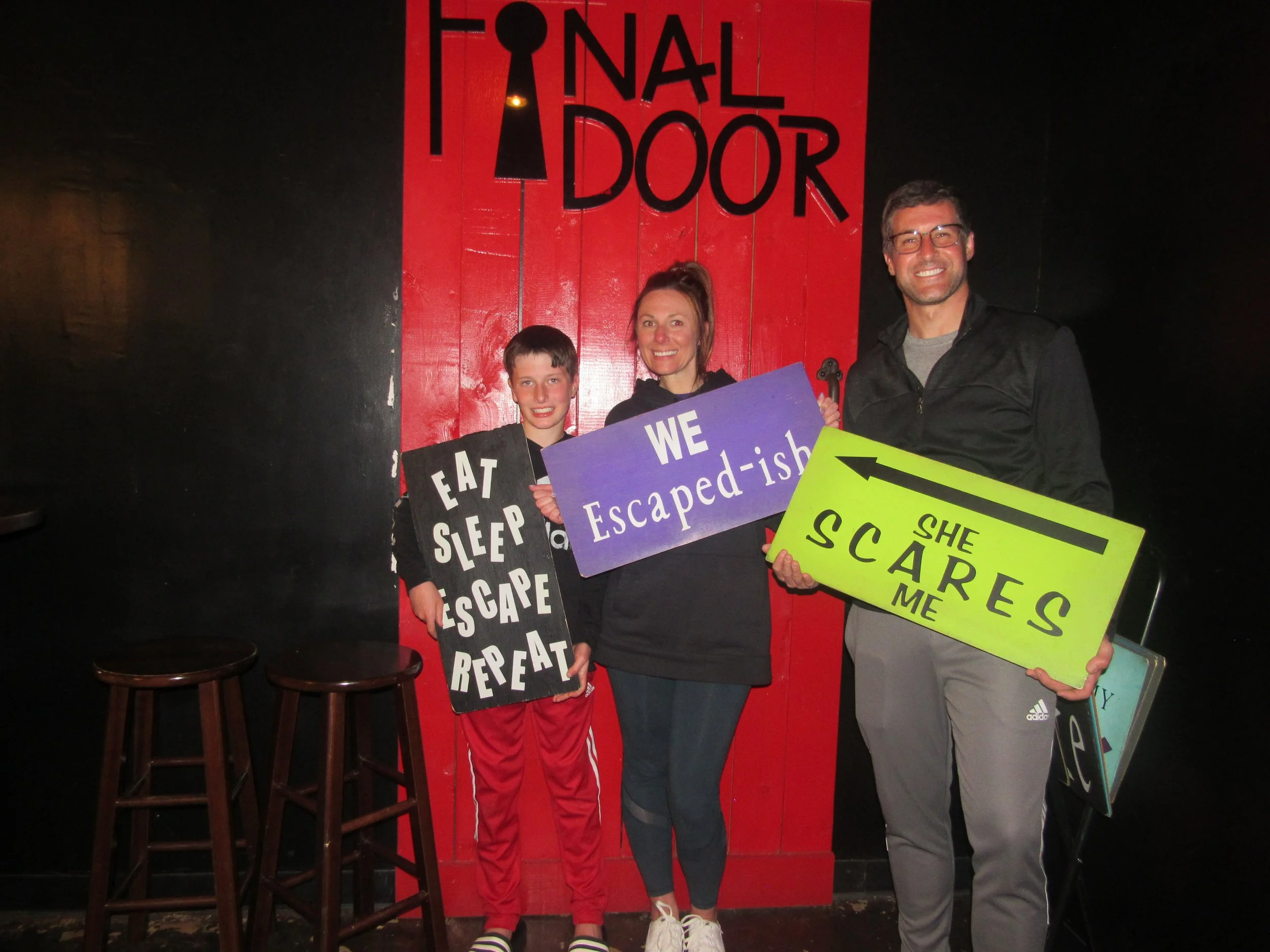 the-final-door-escape-room-columbia-sc-team-photos-03-11-23  (5).JPG