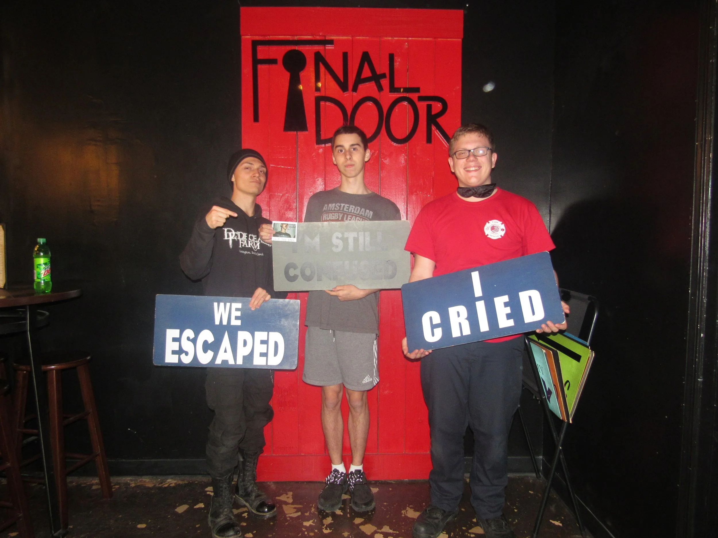 the-final-door-escape-room-columbia-sc-team-photos-03-17-23 (5).JPG