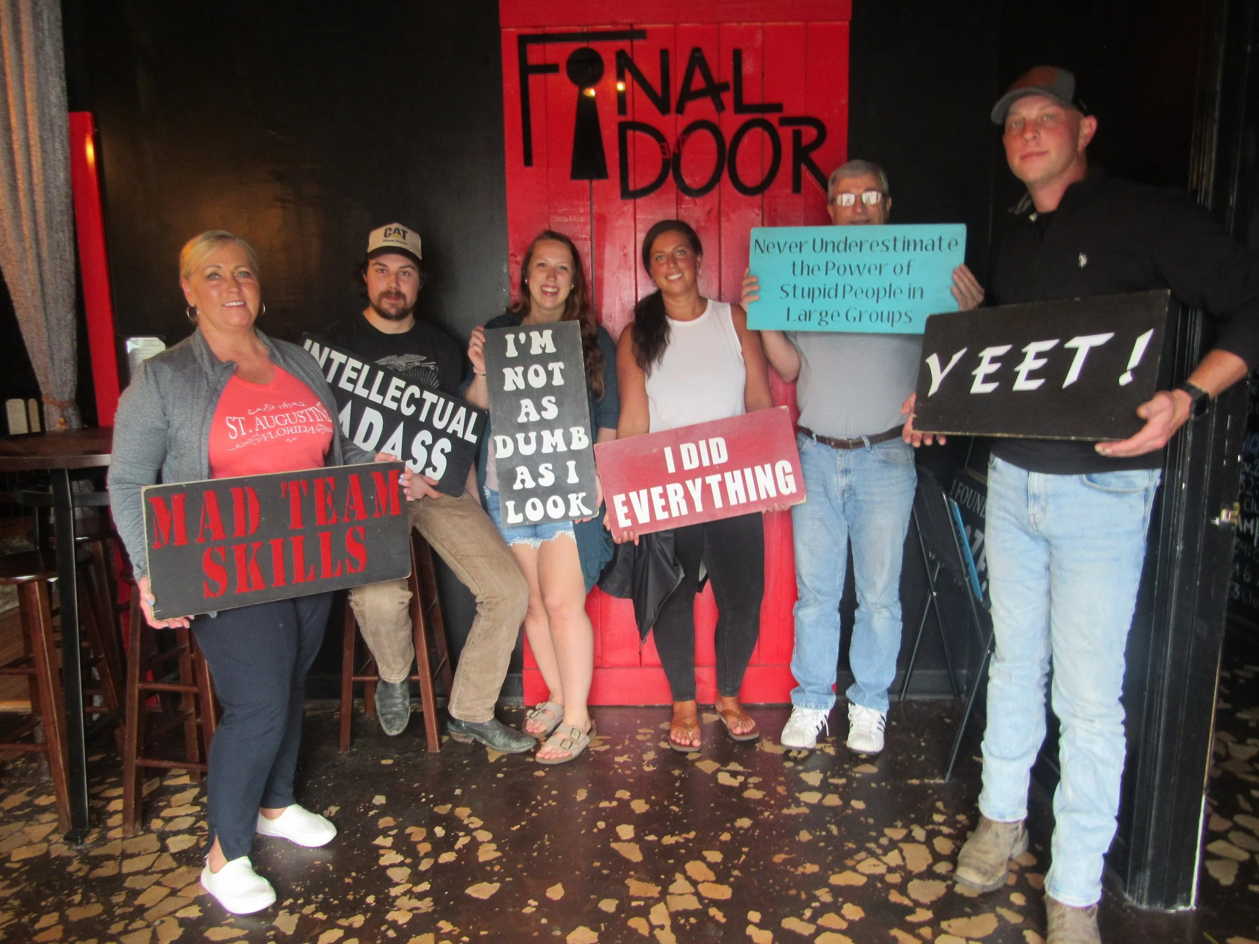 the-final-door-escape-room-columbia-sc-team-photos-03-25-23 (1).JPG