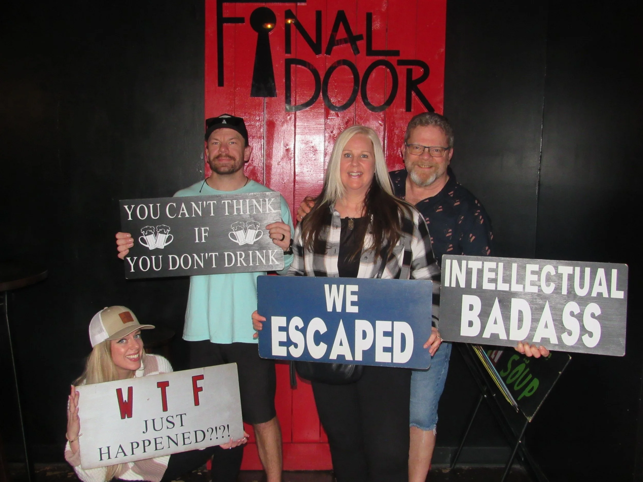 the-final-door-escape-room-columbia-sc-team-photos-03-27-23 (2).JPG