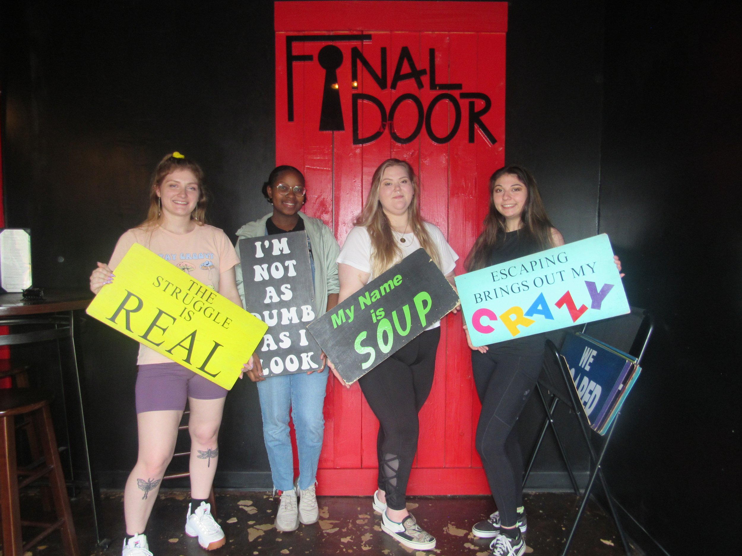 the-final-door-escape-room-columbia-sc-team-photos-03-27-23 (1).JPG
