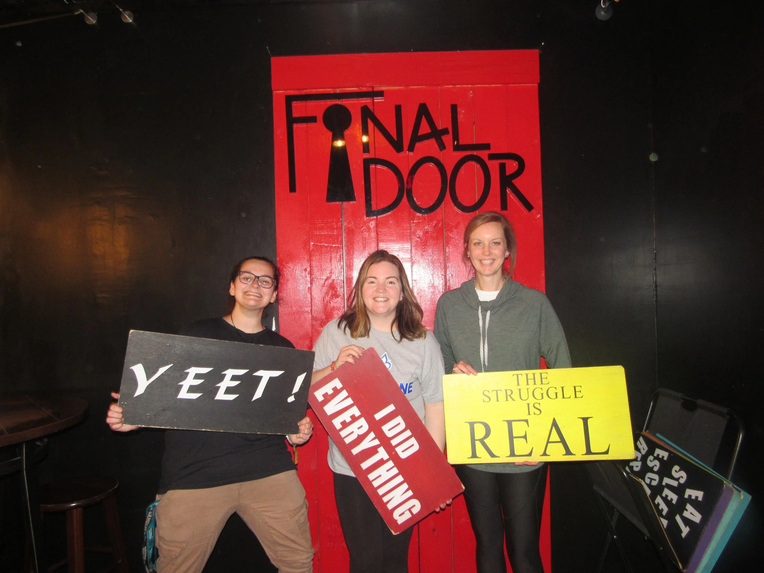 the-final-door-escape-room-columbia-sc-team-photos-03-28-23 (3).JPG