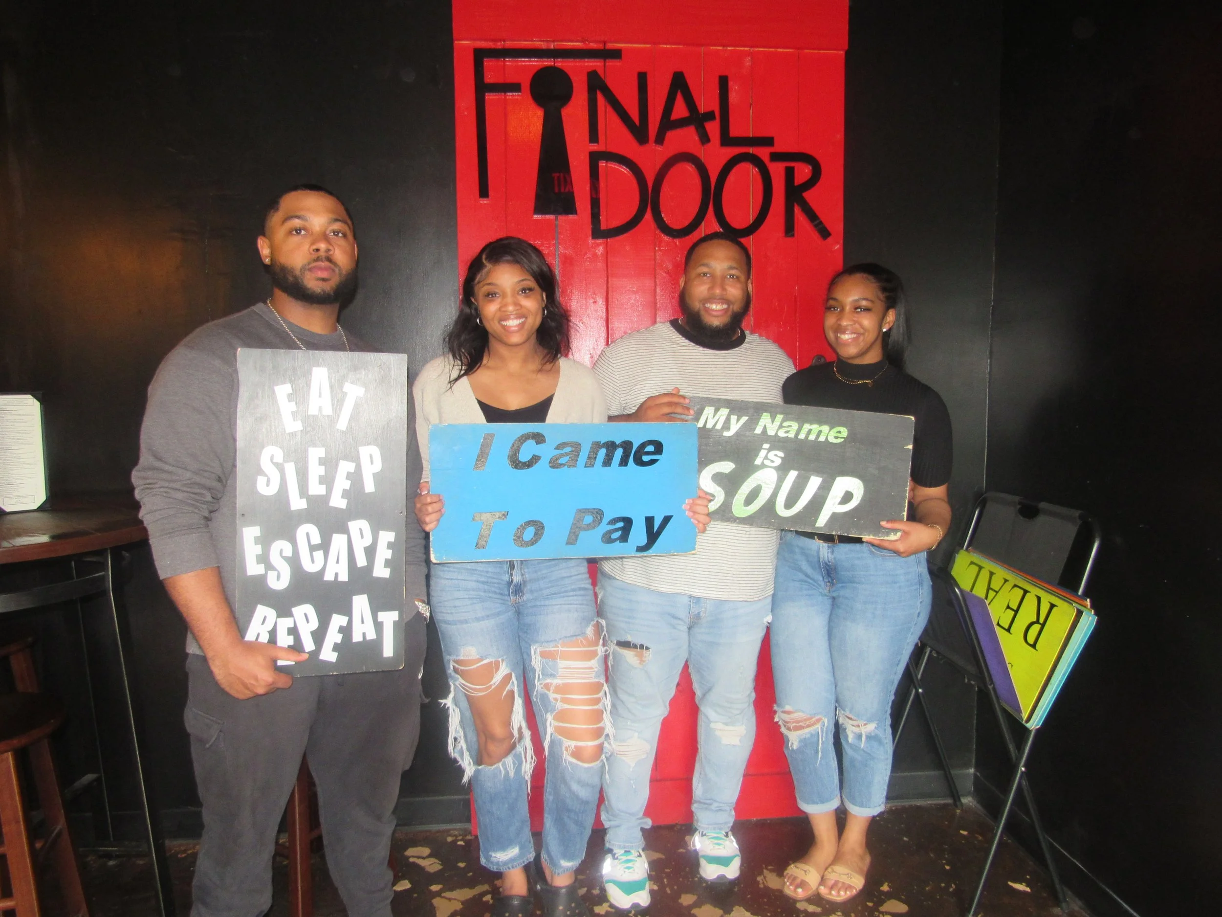 the-final-door-escape-room-columbia-sc-team-photos-04-01-23 (3).JPG