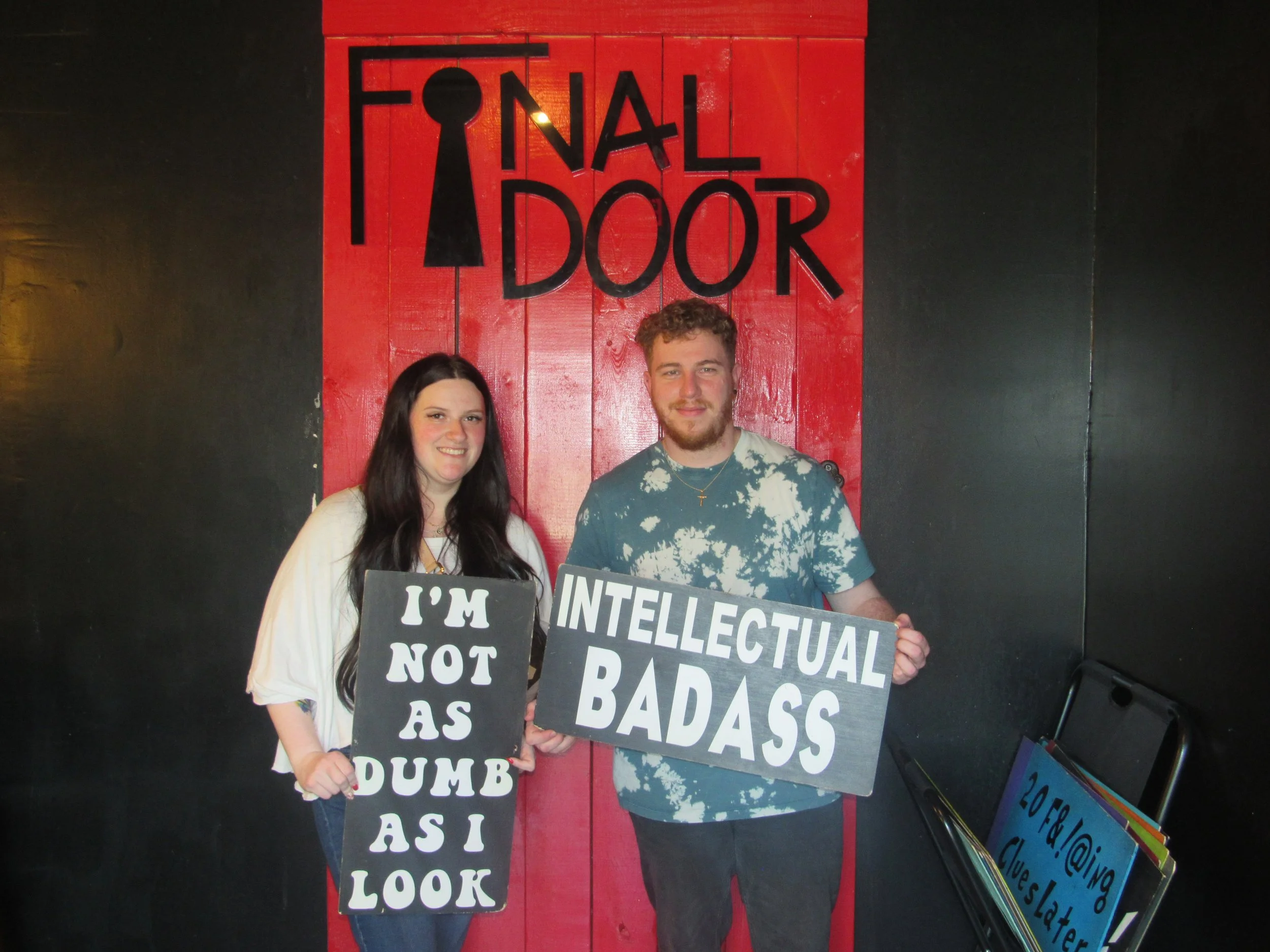 the-final-door-escape-room-columbia-sc-team-photos-04-01-23 (9).JPG