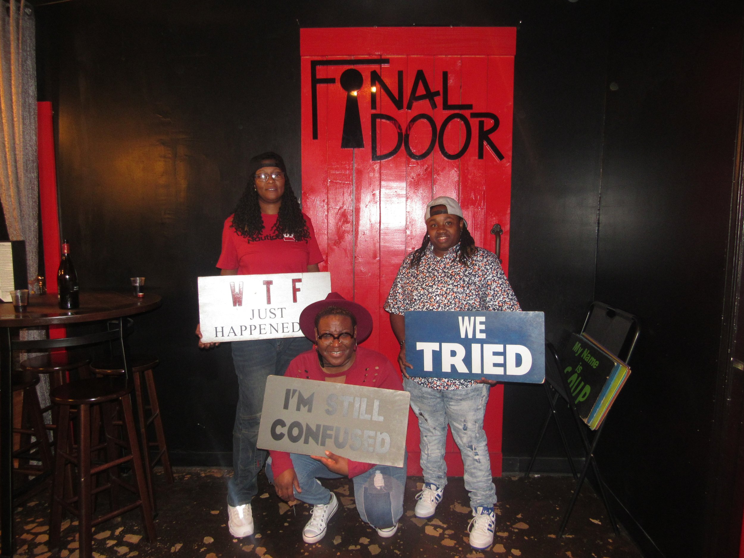 the-final-door-escape-room-columbia-sc-team-photos-04-01-23 (17).JPG