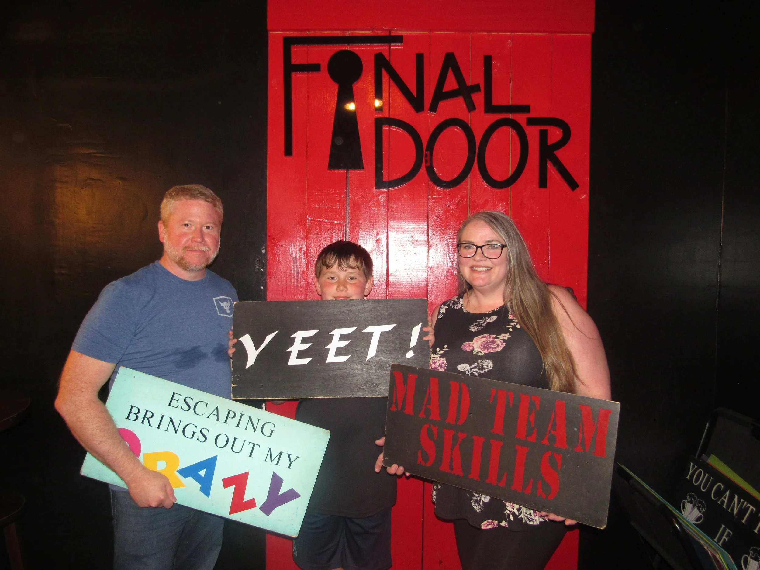 the-final-door-escape-room-columbia-sc-team-photos-04-01-23 (19).JPG