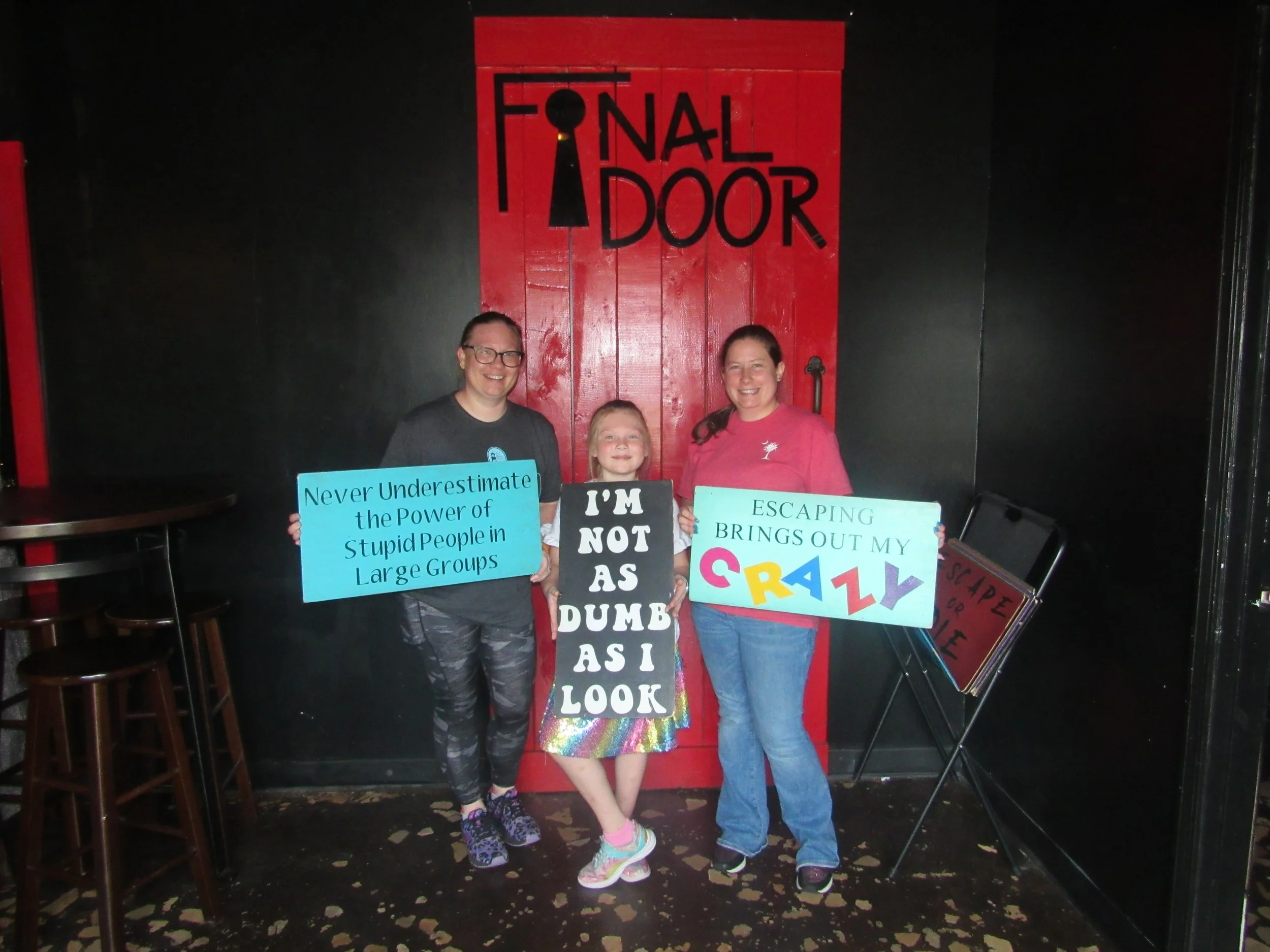the-final-door-escape-room-columbia-sc-team-photos-04-04-23 (3).JPG