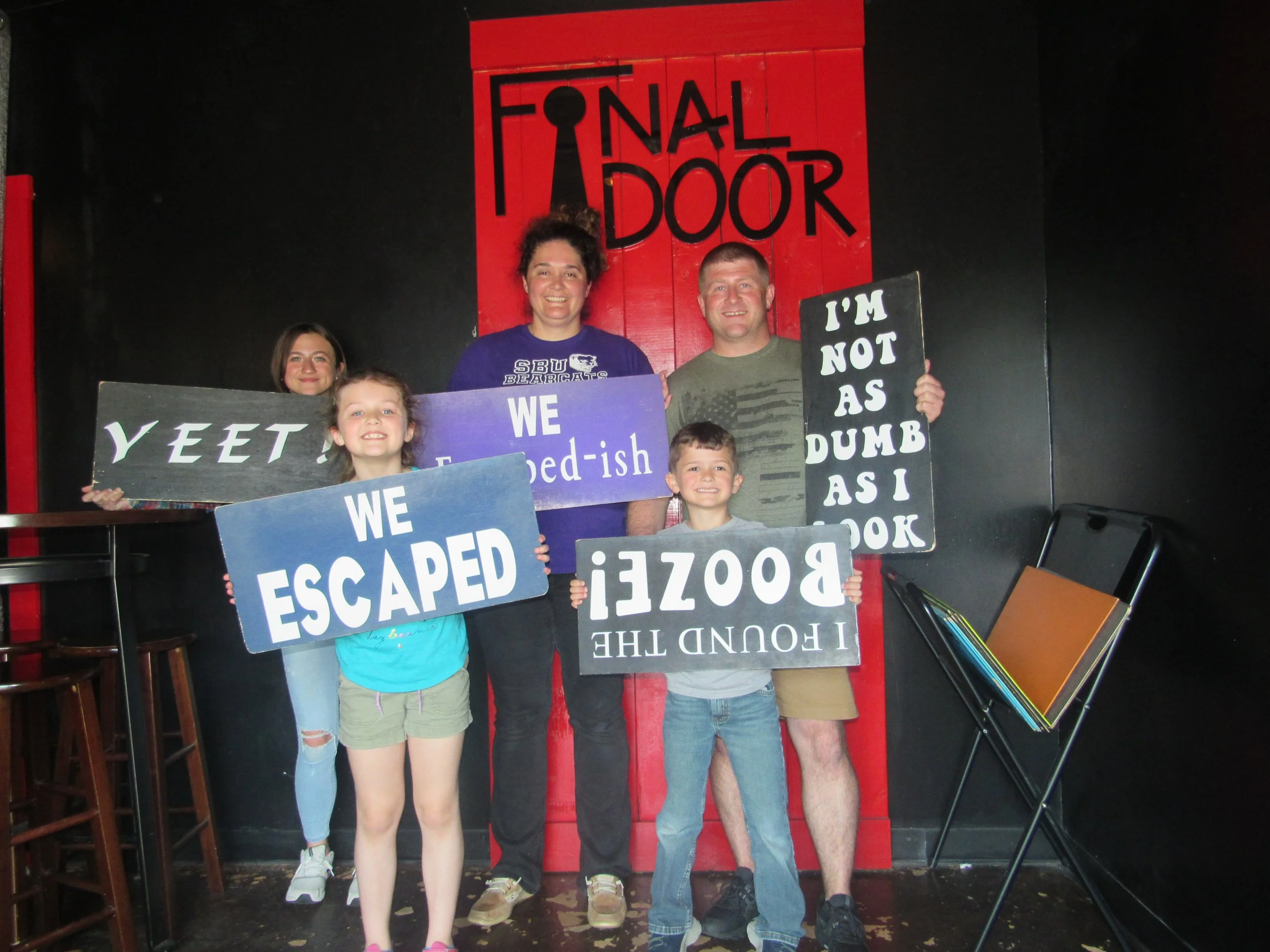 the-final-door-escape-room-columbia-sc-team-photos-04-04-23 (2).JPG