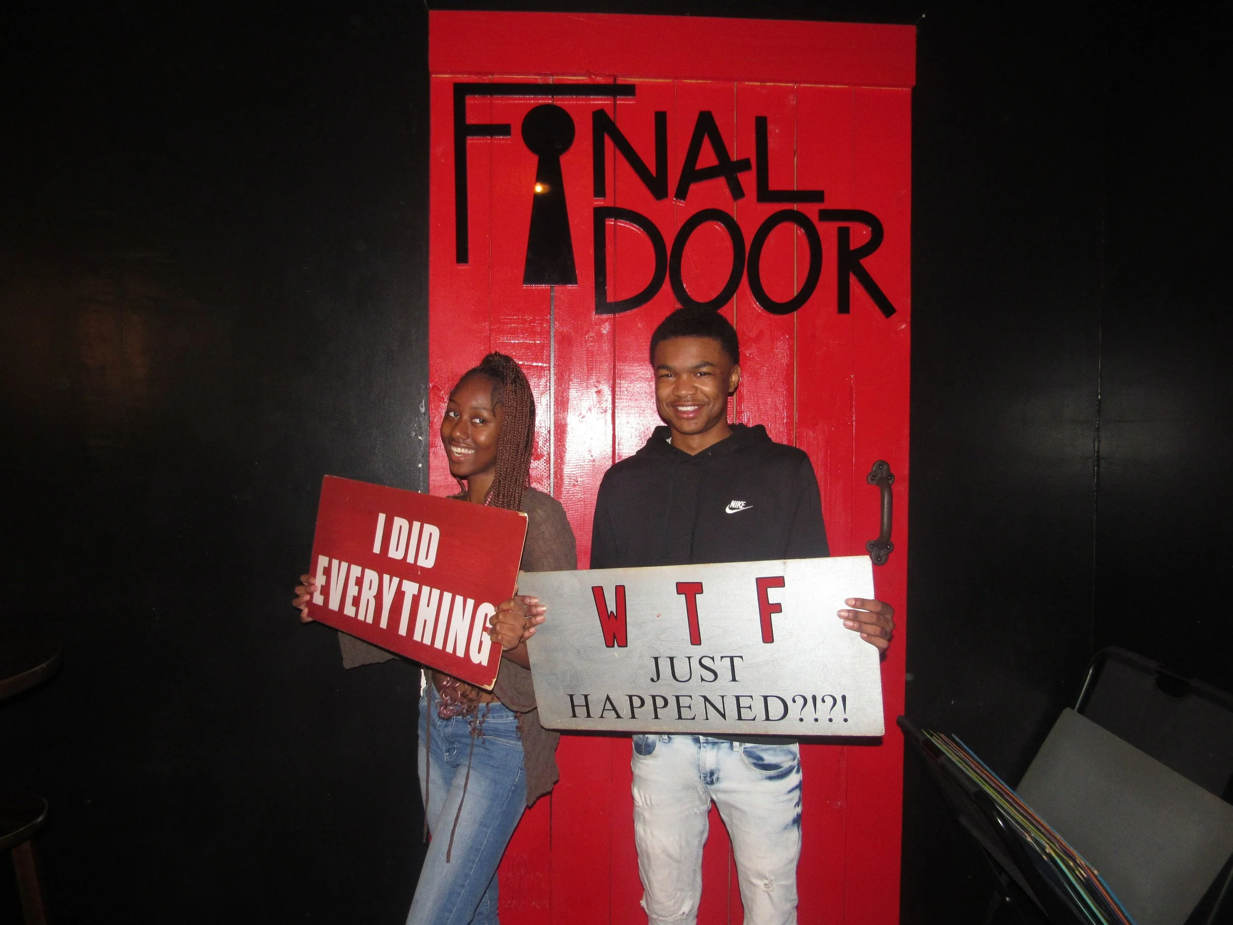 the-final-door-escape-room-columbia-sc-team-photos-04-05-23 (5).JPG
