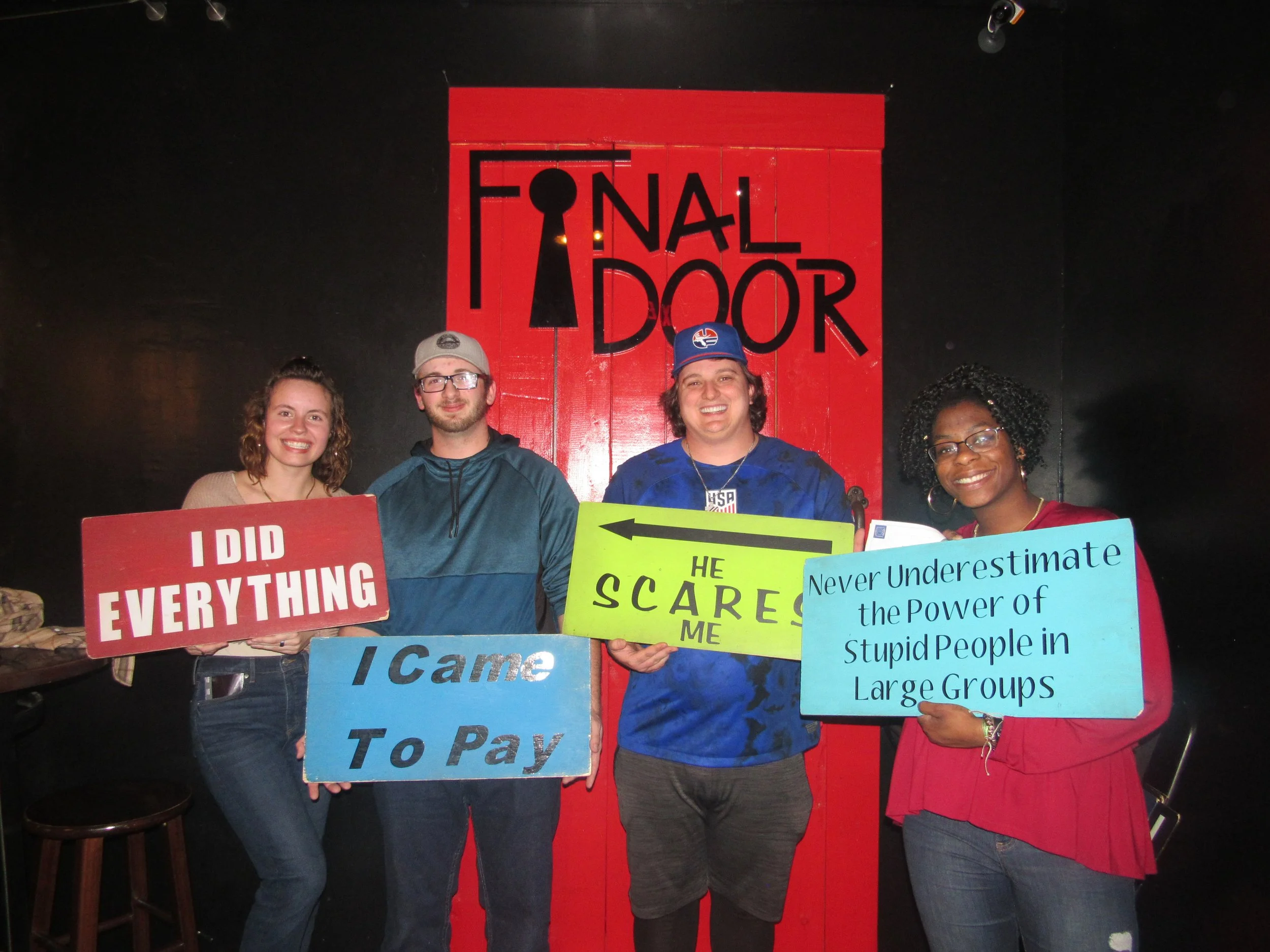 the-final-door-escape-room-columbia-sc-team-photos-04-08-23 (13).JPG