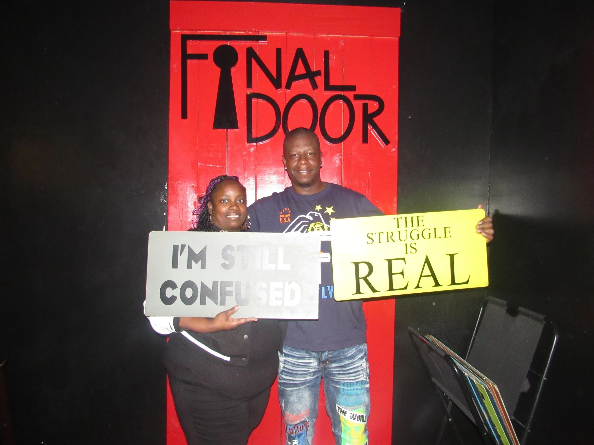 the-final-door-escape-room-columbia-sc-team-photos-04-08-23 (24).JPG
