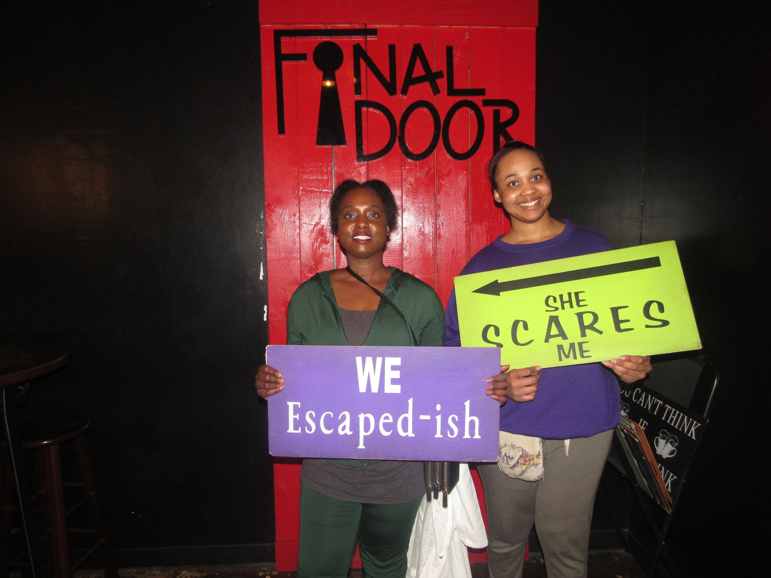 the-final-door-escape-room-columbia-sc-team-photos-04-08-23 (27).JPG