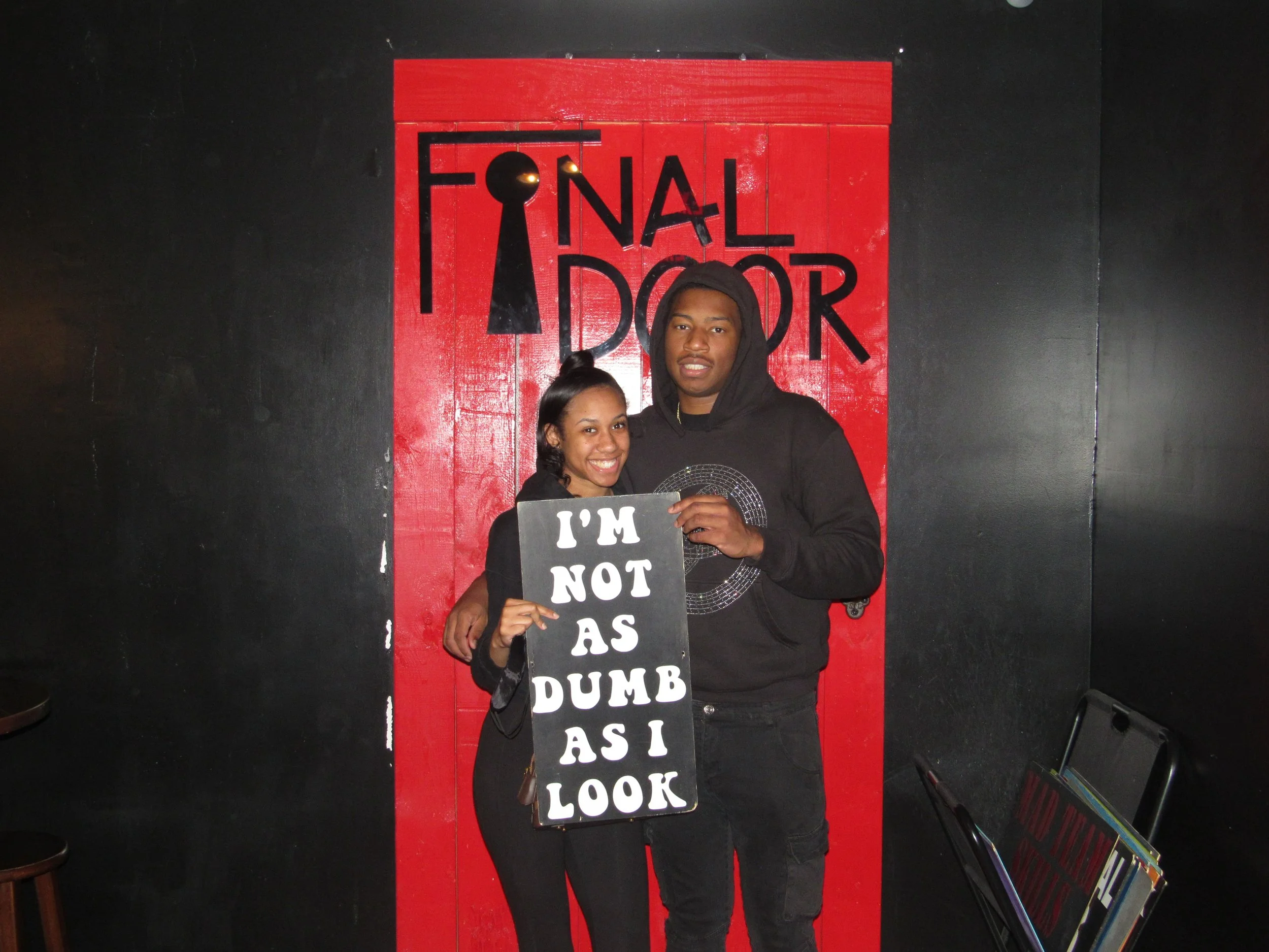 the-final-door-escape-room-columbia-sc-team-photos-04-12-23 (8).JPG