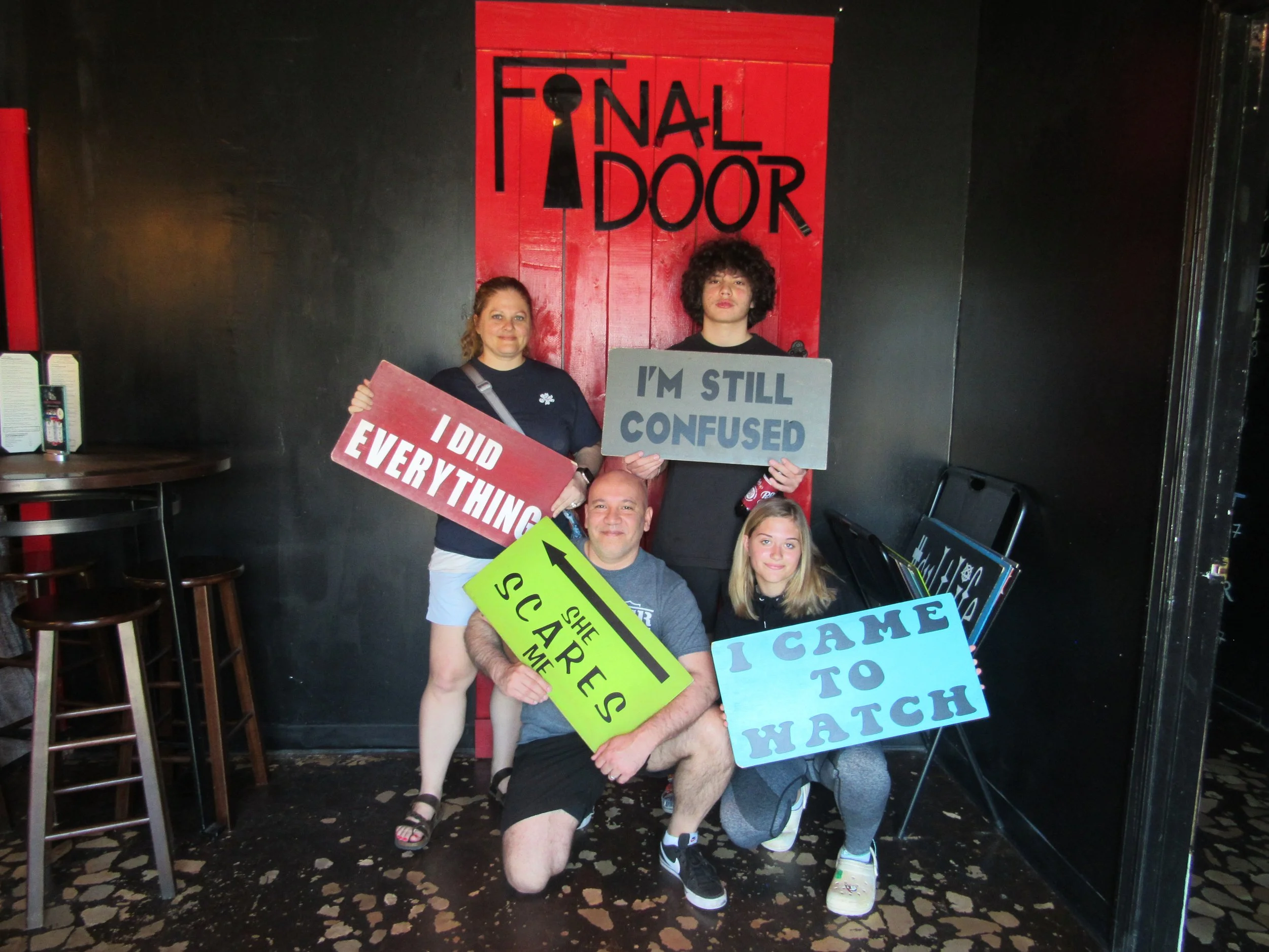 the-final-door-escape-room-columbia-sc-team-photos-04-12-23 (10).JPG